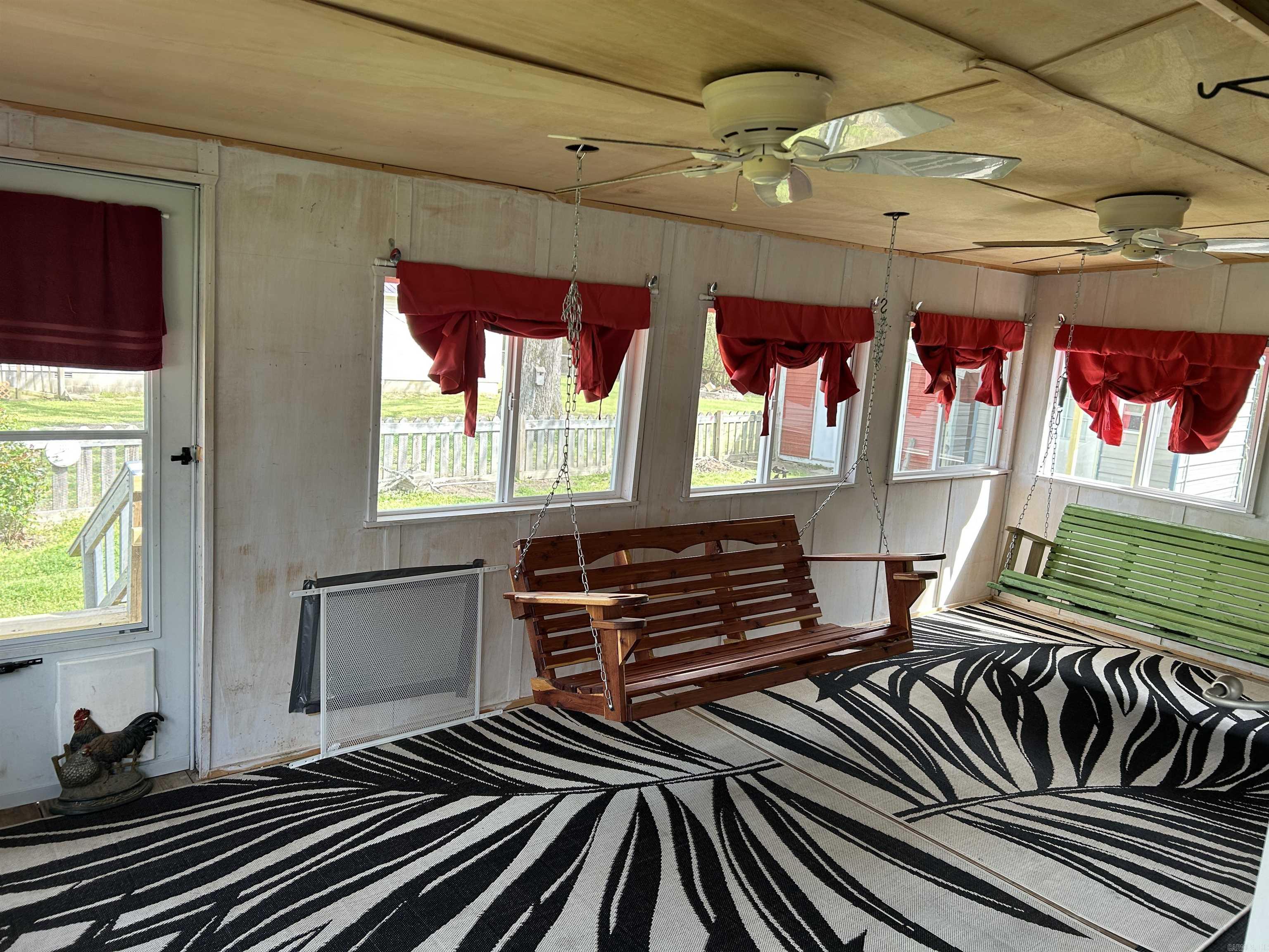 THORNBURG - Residential