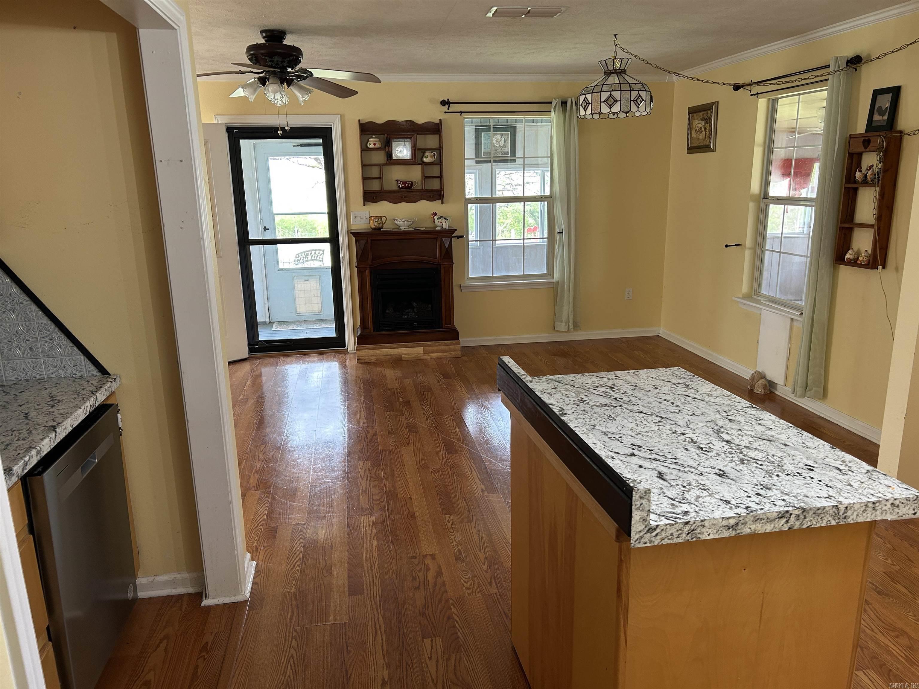 THORNBURG - Residential