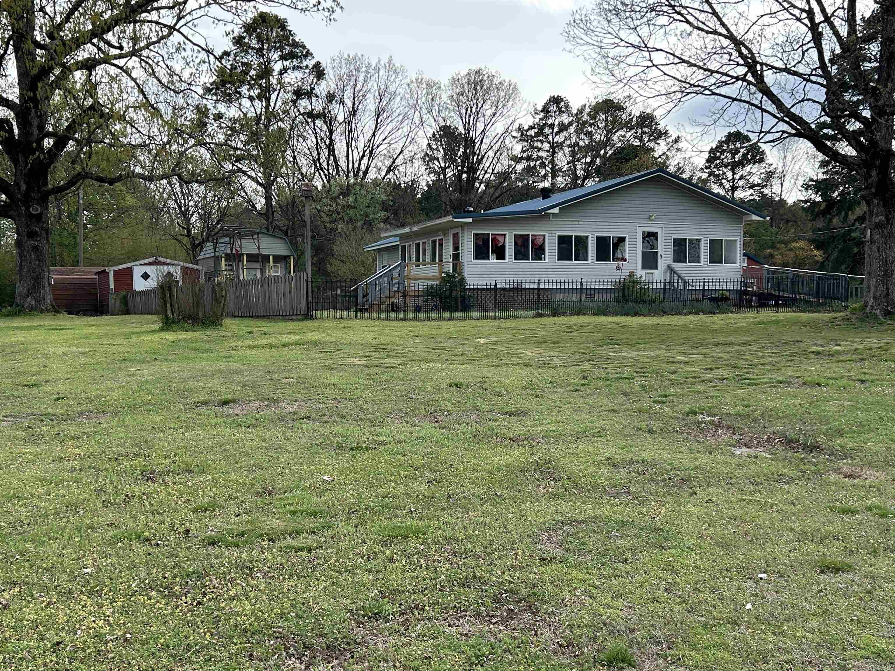 THORNBURG - Residential