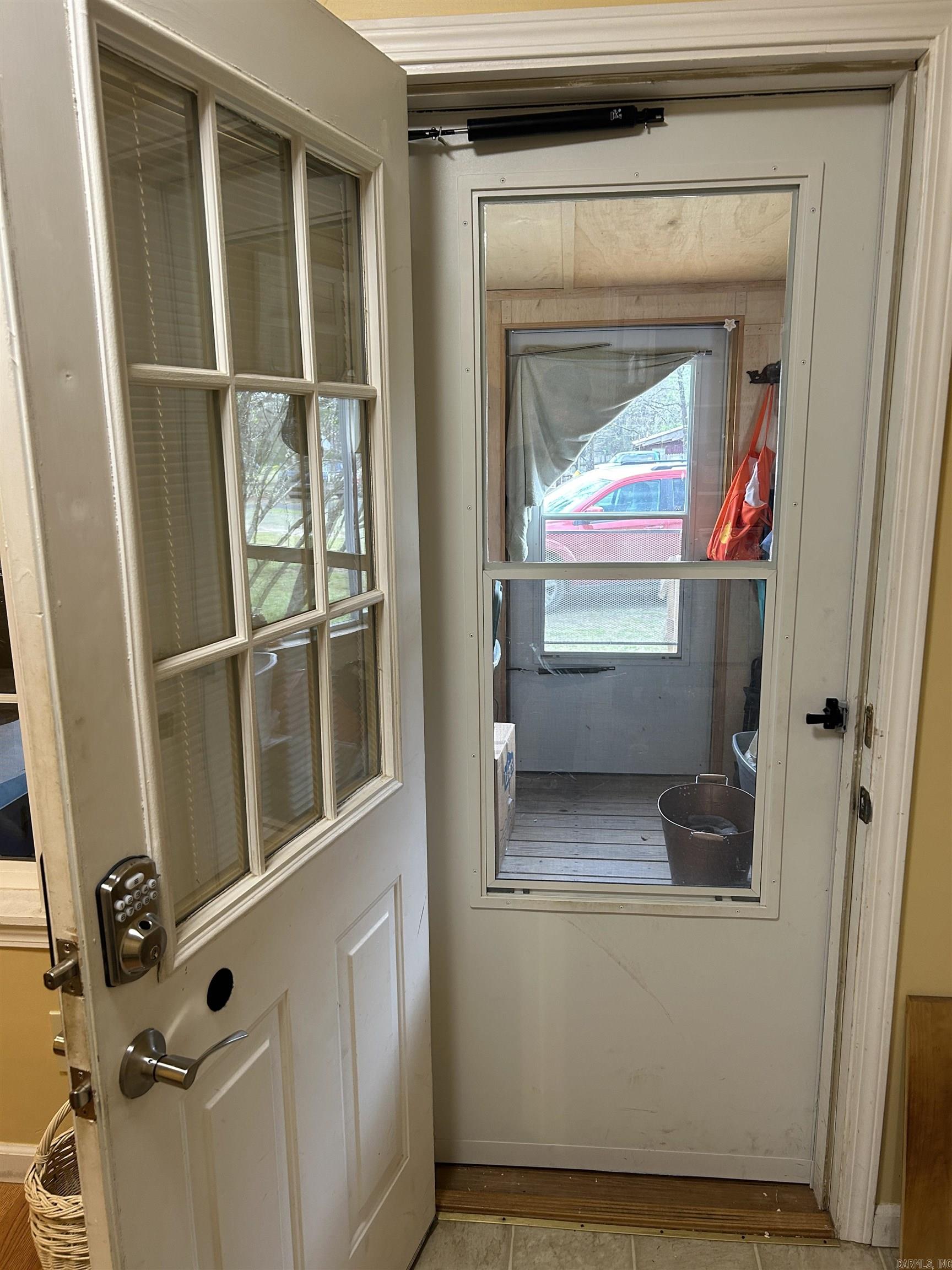 THORNBURG - Residential