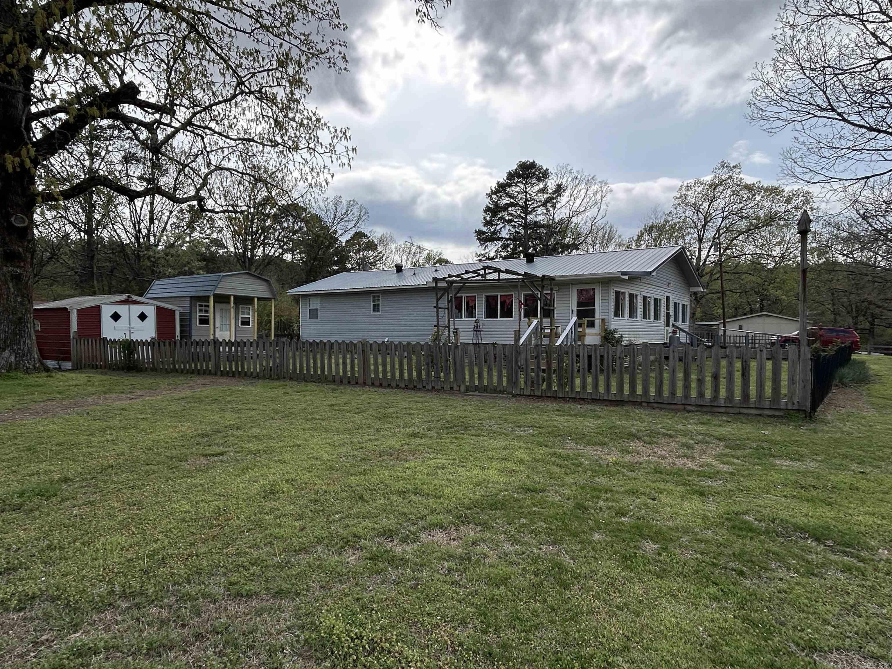 THORNBURG - Residential