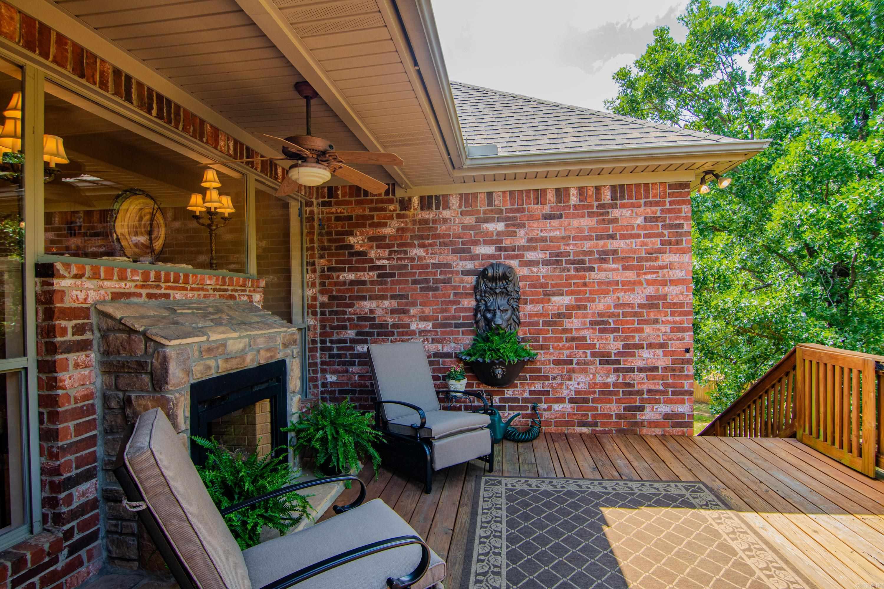 CHENAL VALLEY CHALLAIN PLACE - Residential