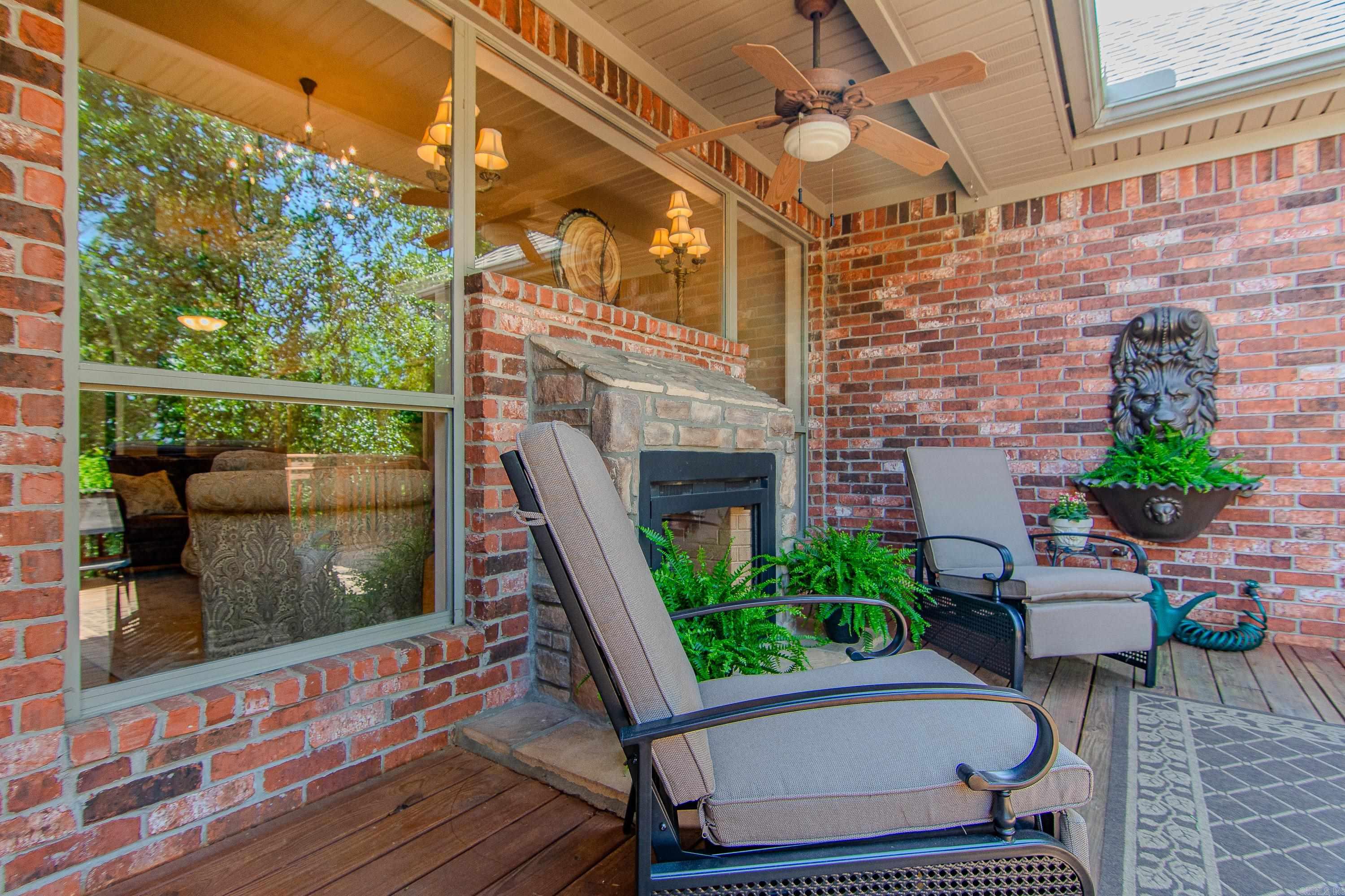 CHENAL VALLEY CHALLAIN PLACE - Residential