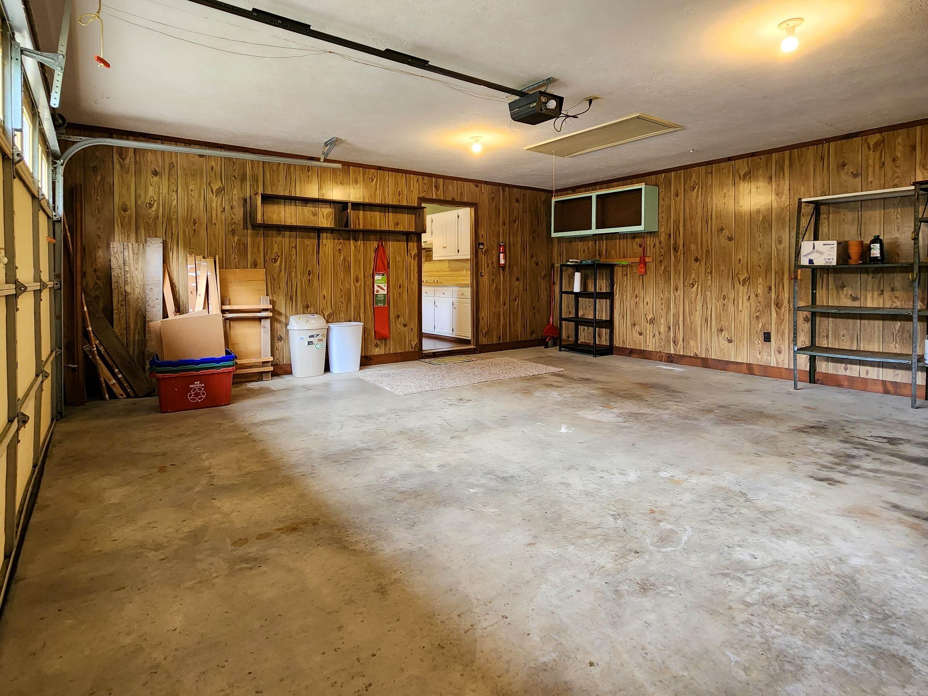 WESTERN HILLS ADD - Residential