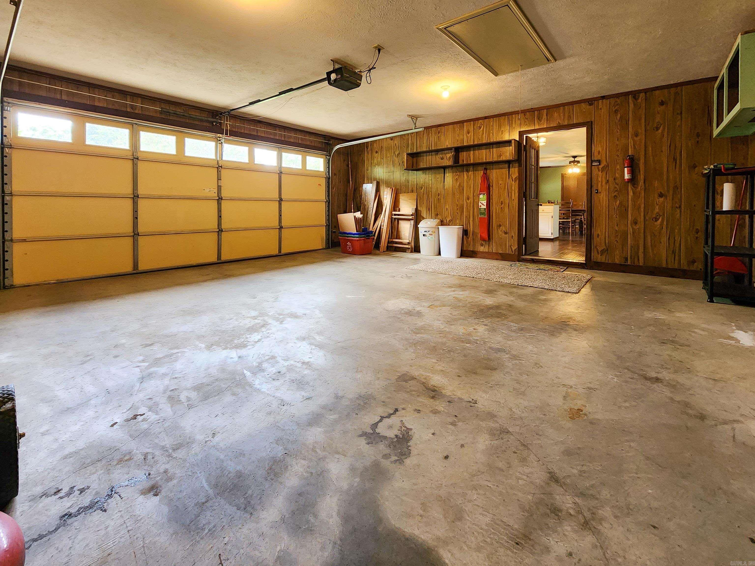 WESTERN HILLS ADD - Residential