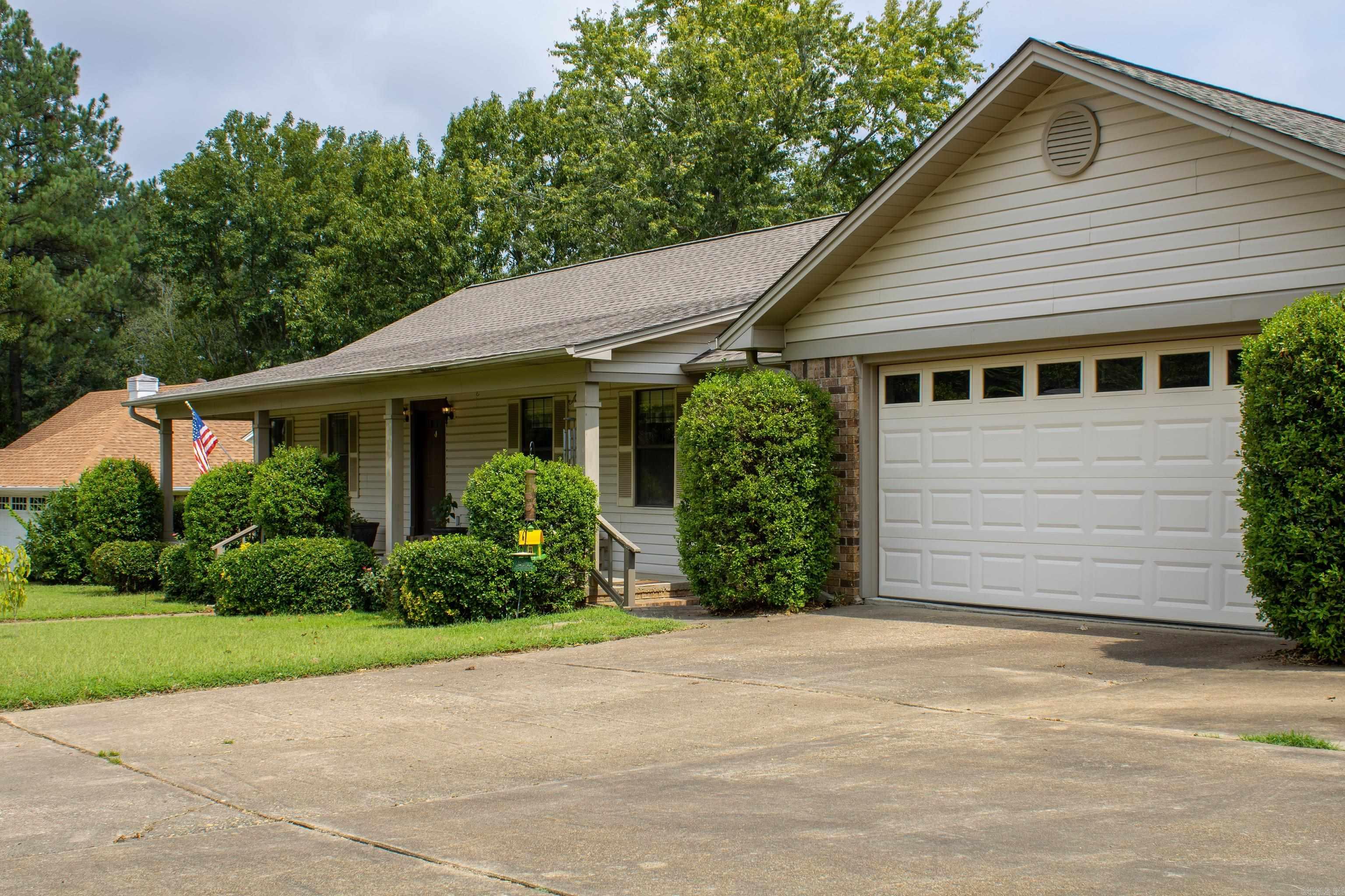 WESTERN HILLS ADD - Residential