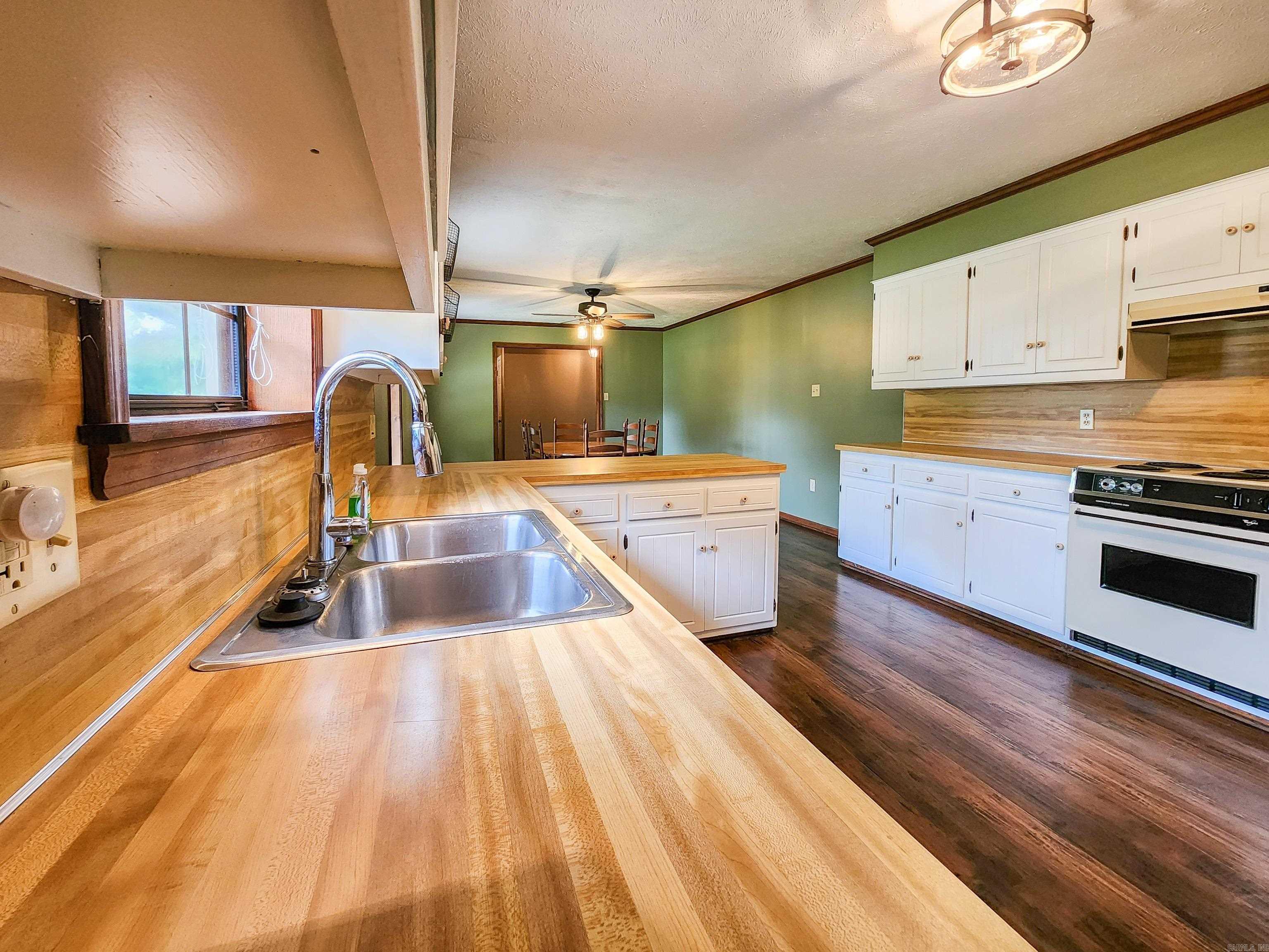 WESTERN HILLS ADD - Residential