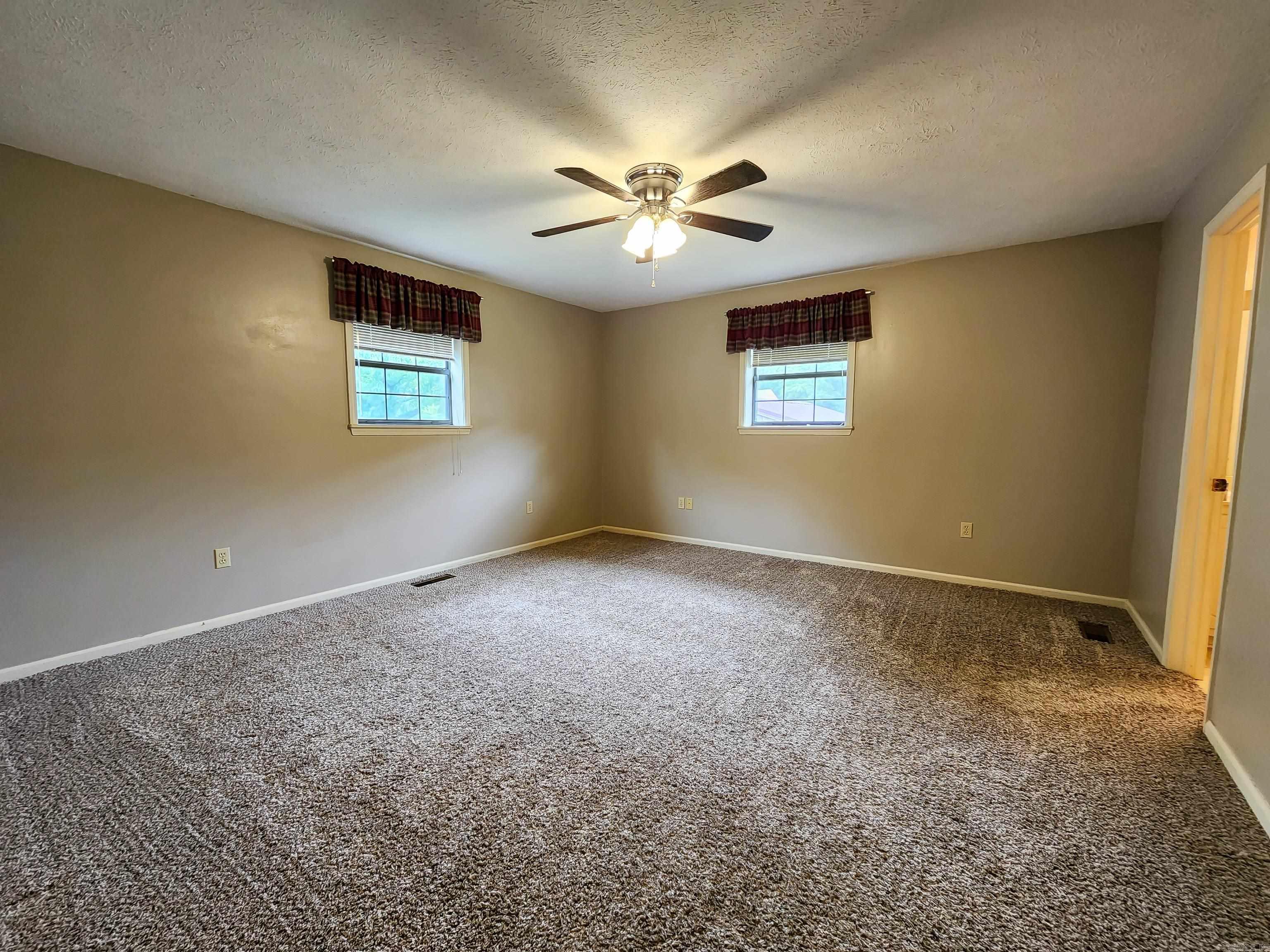 WESTERN HILLS ADD - Residential