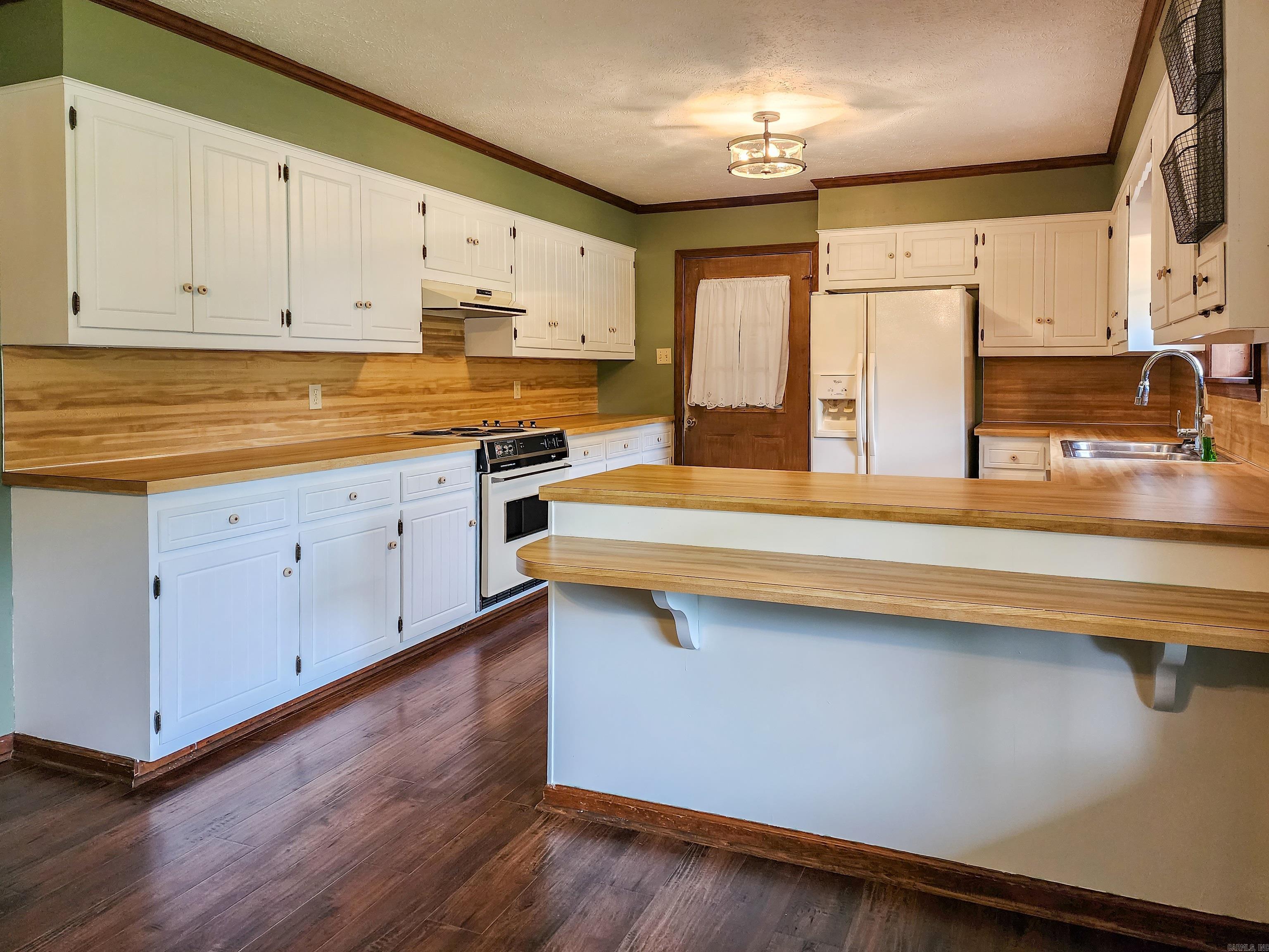 WESTERN HILLS ADD - Residential