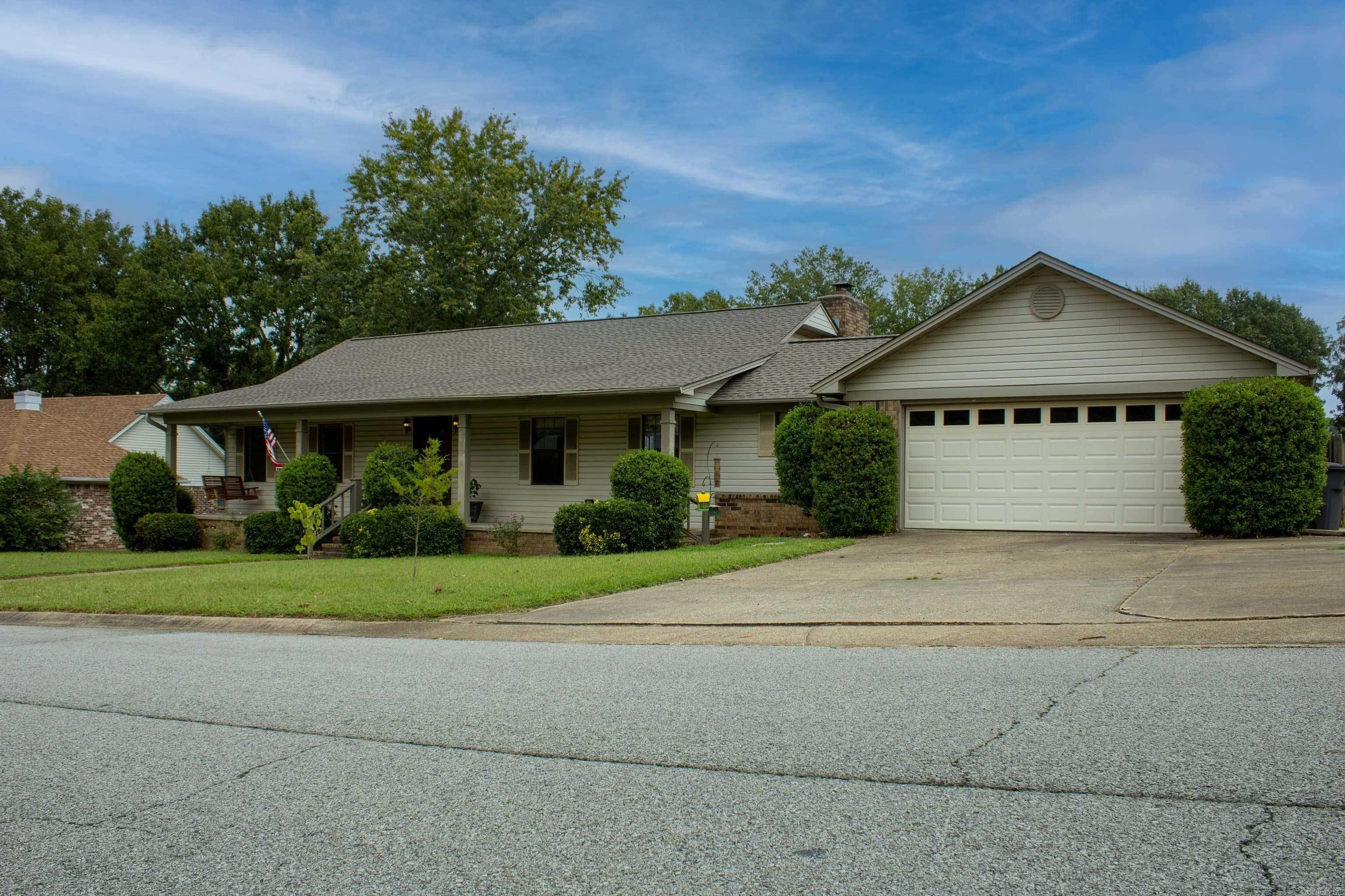 WESTERN HILLS ADD - Residential