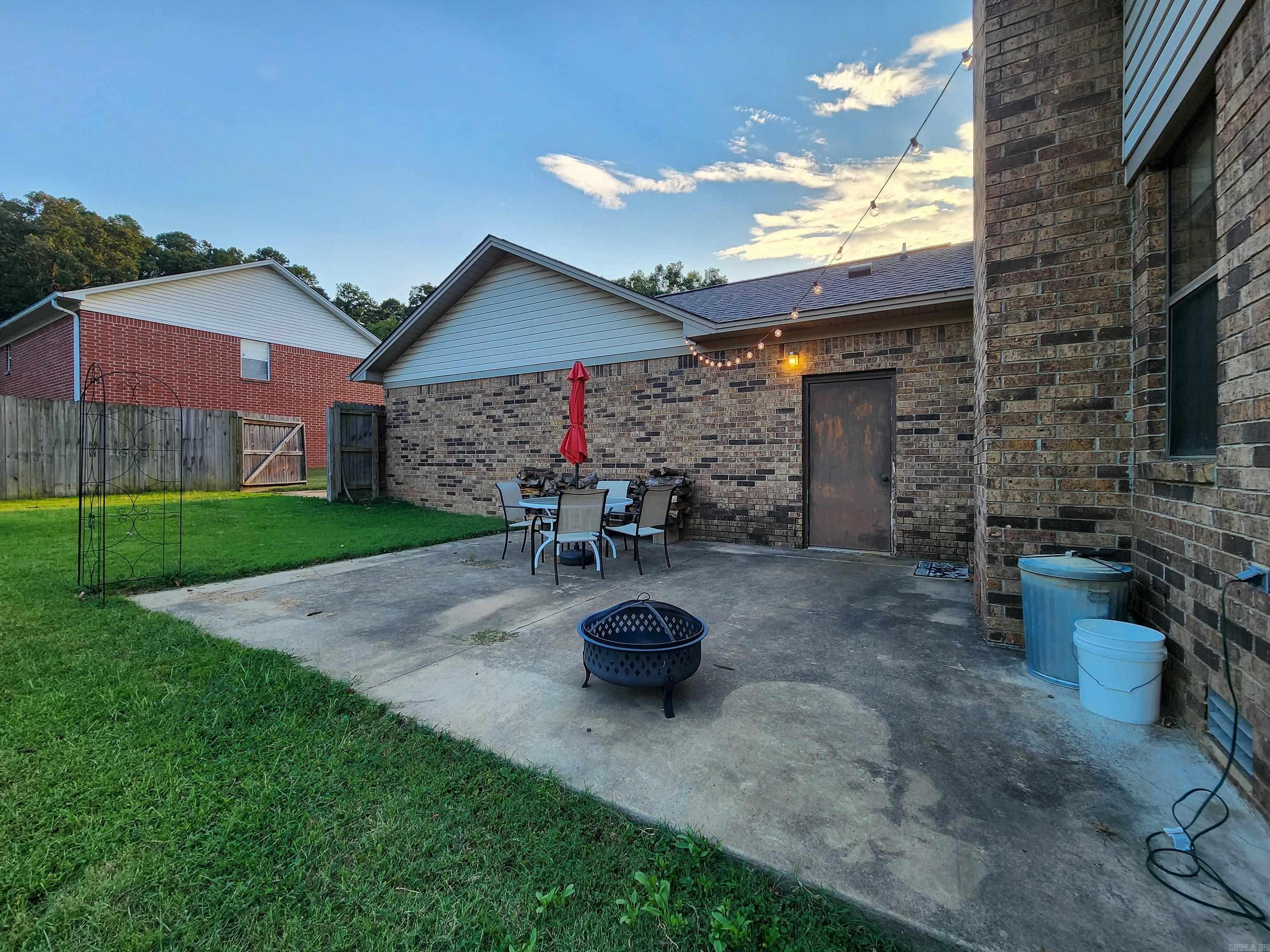 WESTERN HILLS ADD - Residential