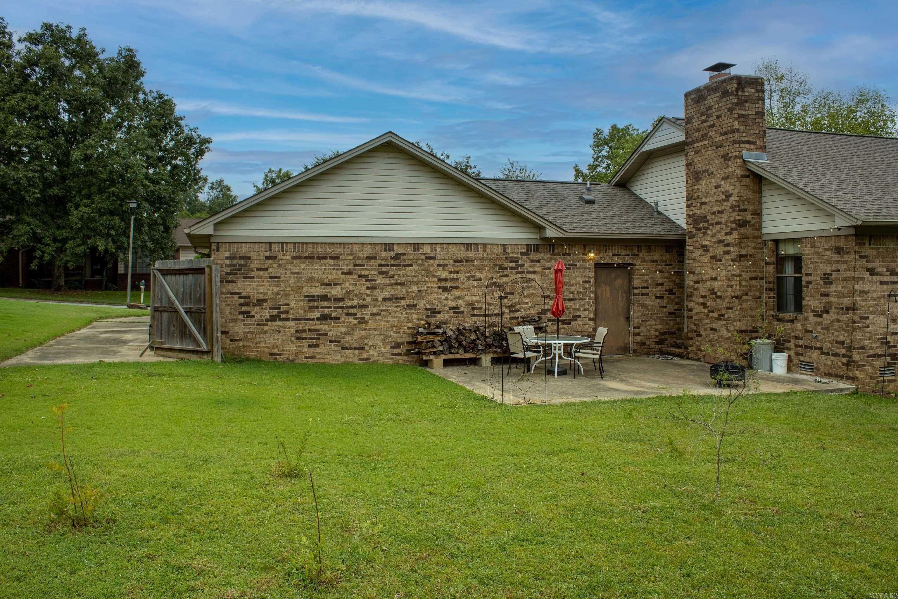 WESTERN HILLS ADD - Residential