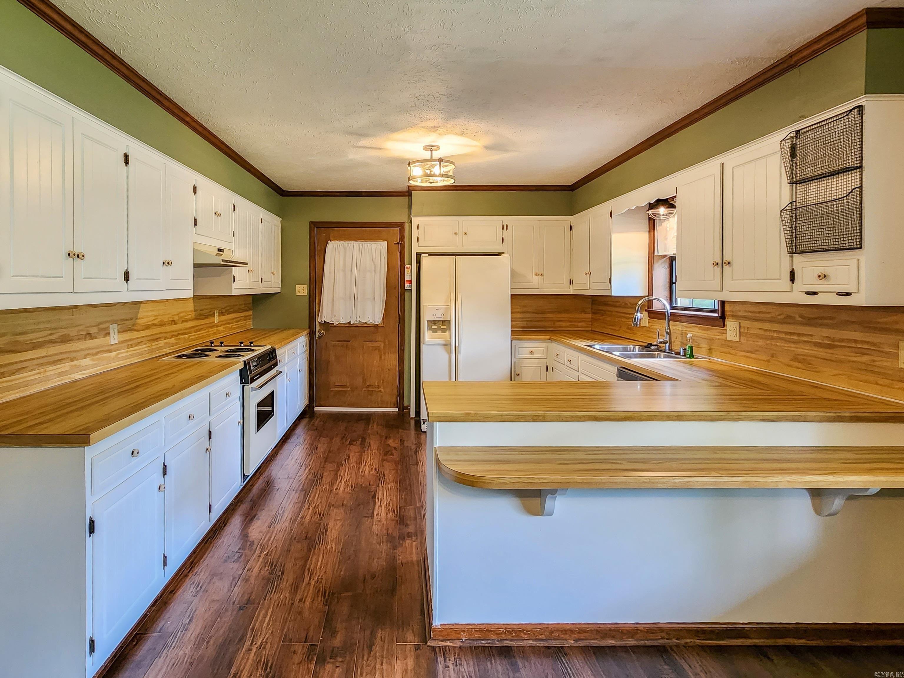 WESTERN HILLS ADD - Residential