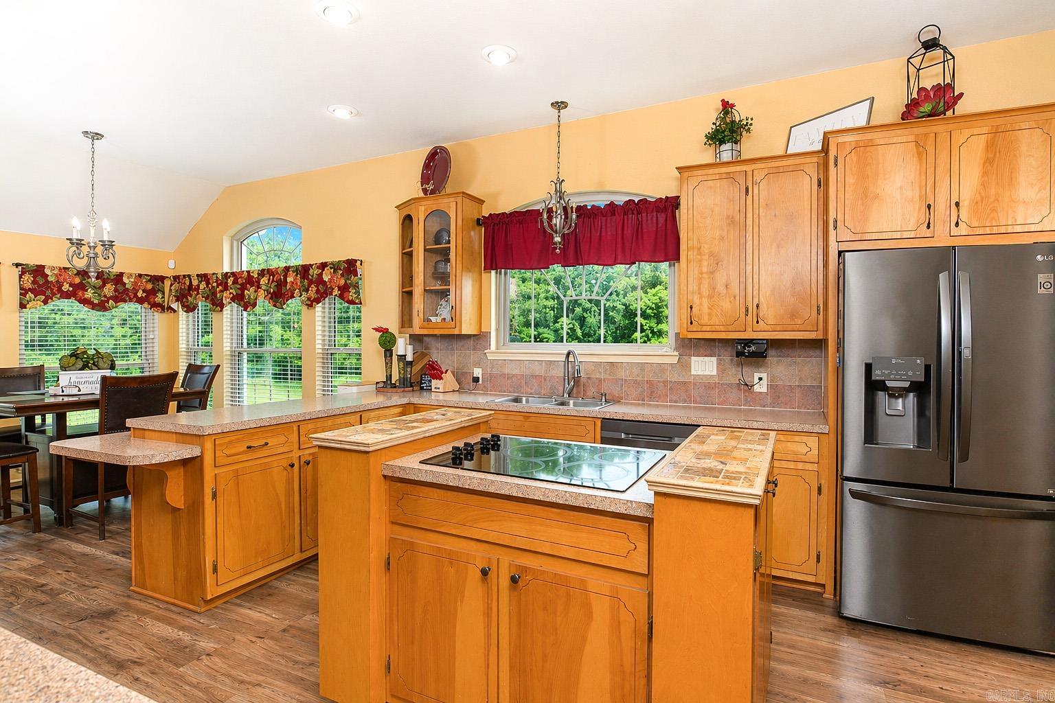 MARIA PLACE - Residential