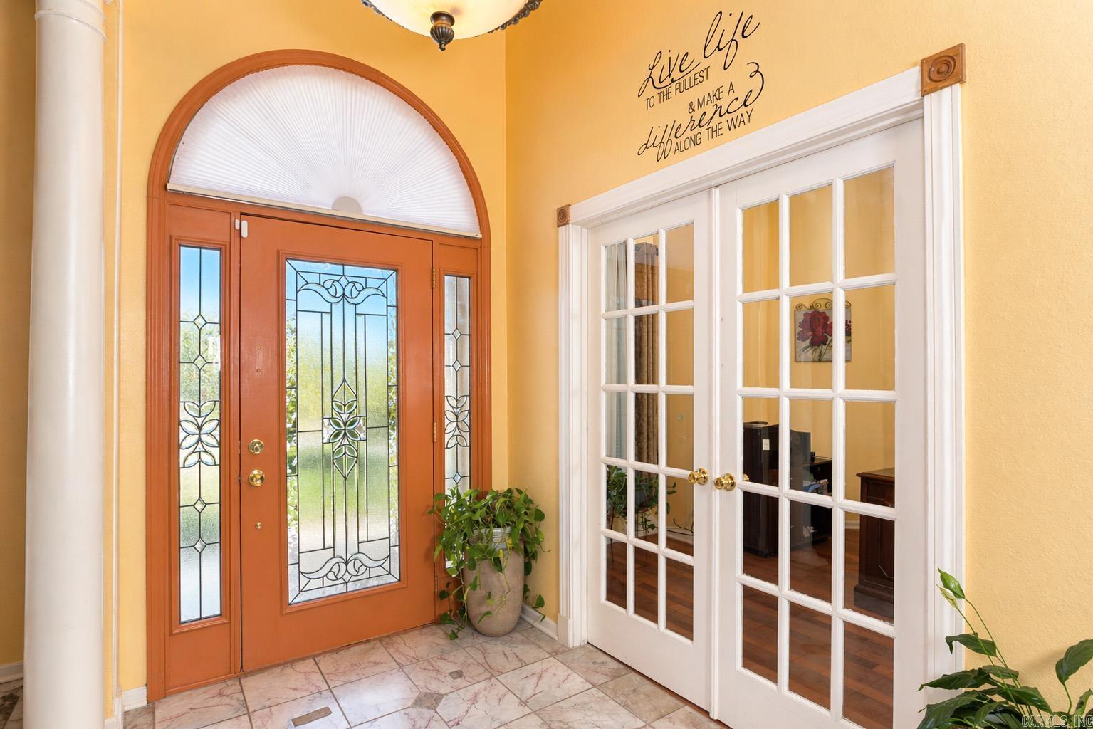 MARIA PLACE - Residential