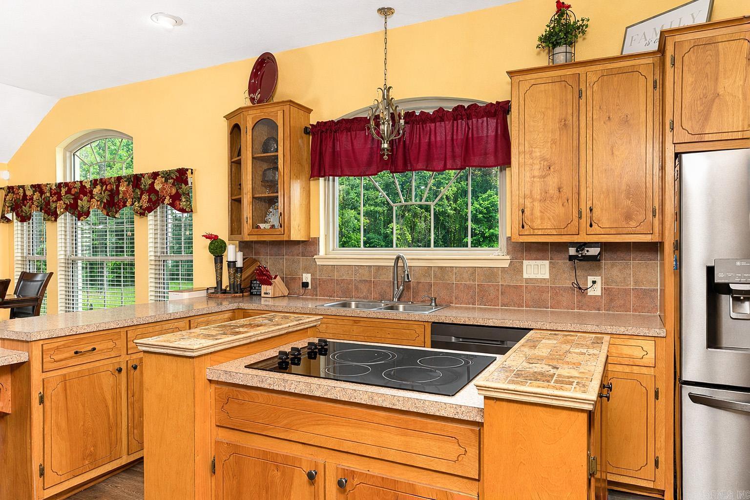 MARIA PLACE - Residential