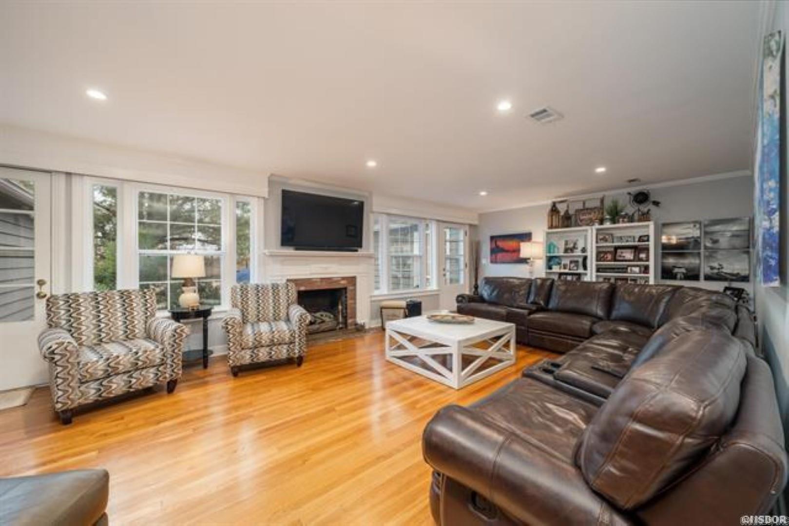 TRIVISTA - Residential