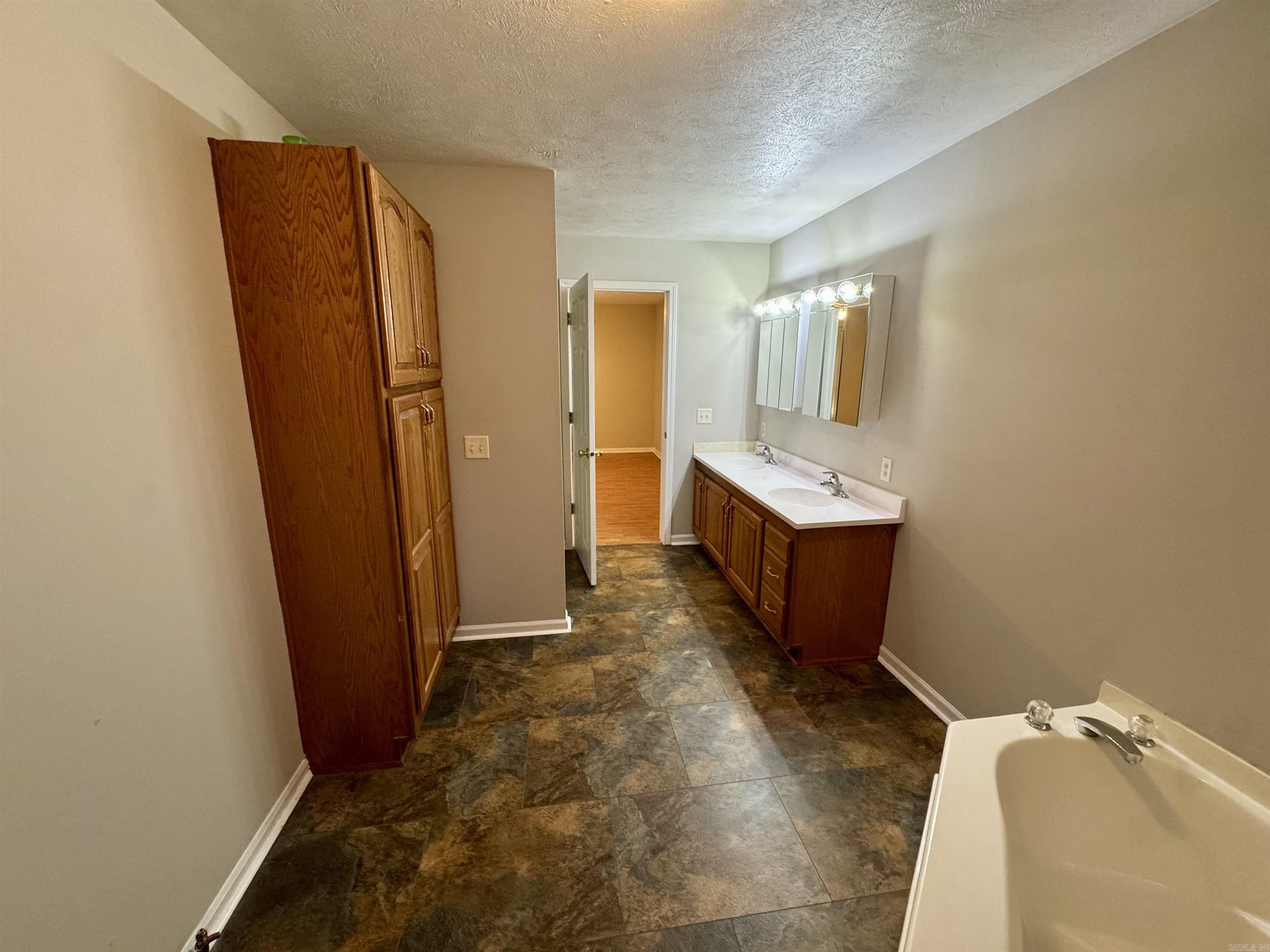 ASCOT AT SARDIS - Residential