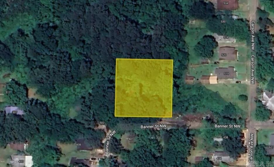 Build your new home or place a manufactured home on this spacious .62 (+/-) acre lot in Camden, Arkansas of Ouachita County. You will be minutes away from local amenities and just north of the Louisiana border. Seller to provide Limited Warranty Deed only.