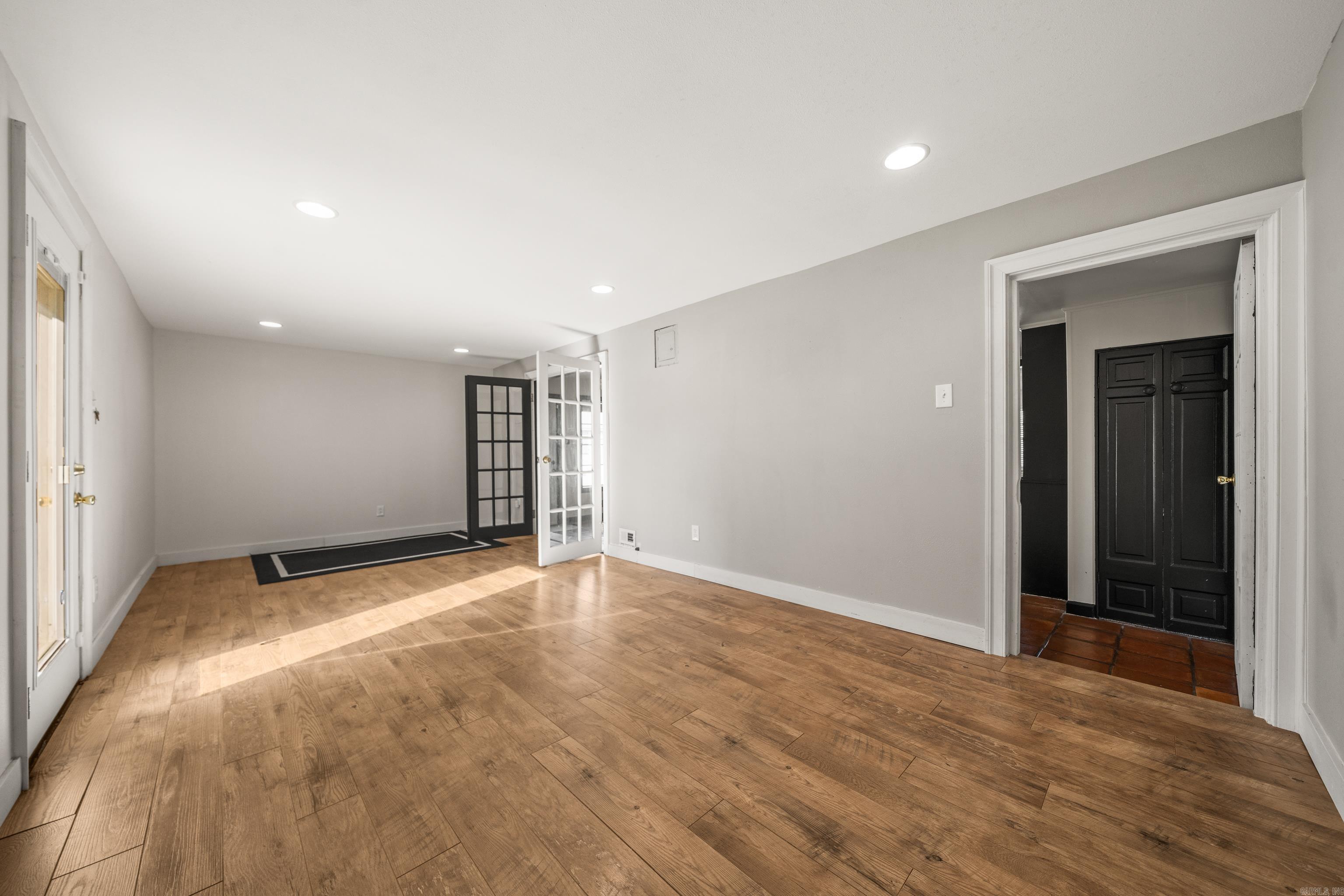 Lincoln Park - Residential