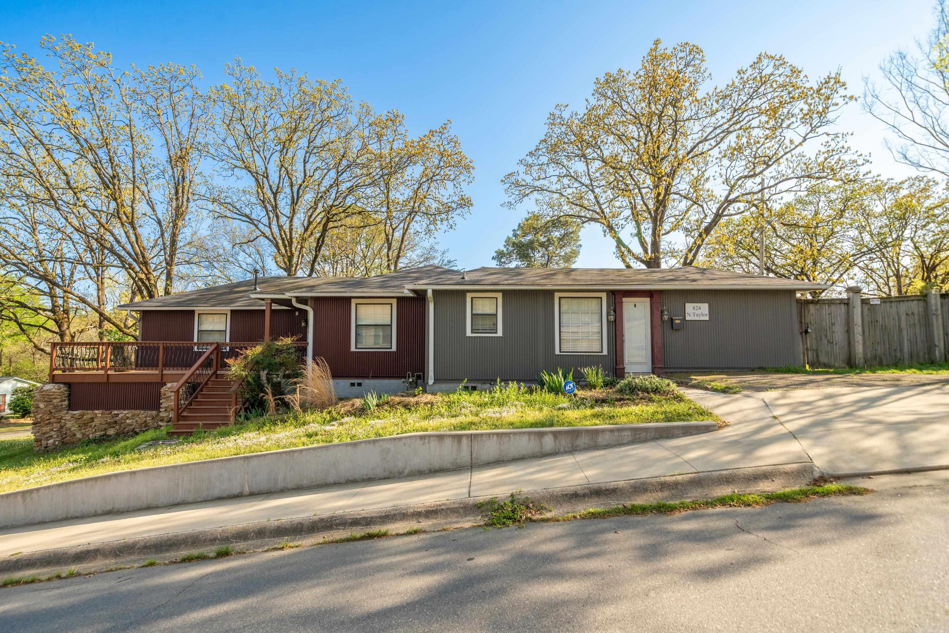 Lincoln Park - Residential