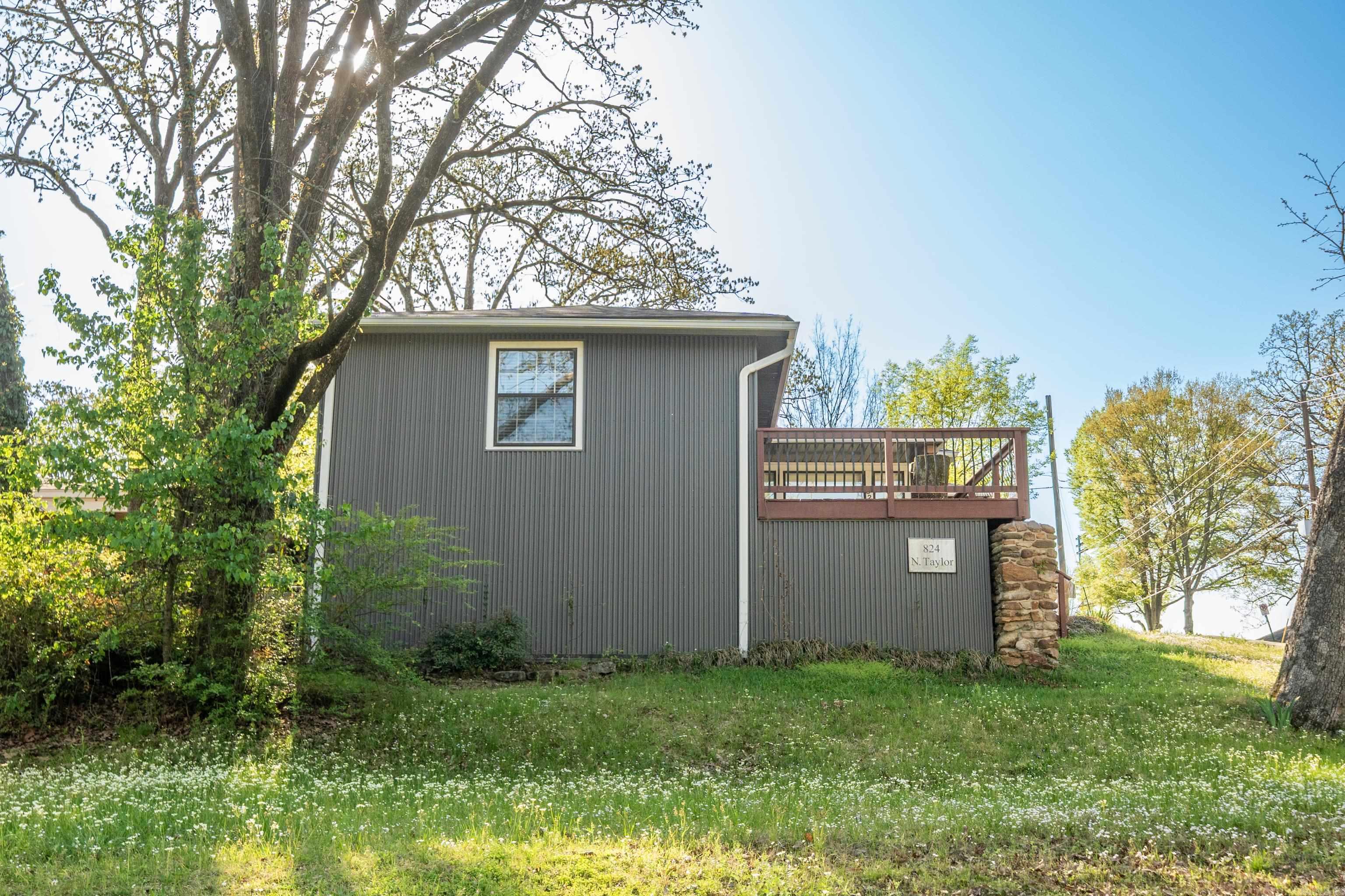 Lincoln Park - Residential