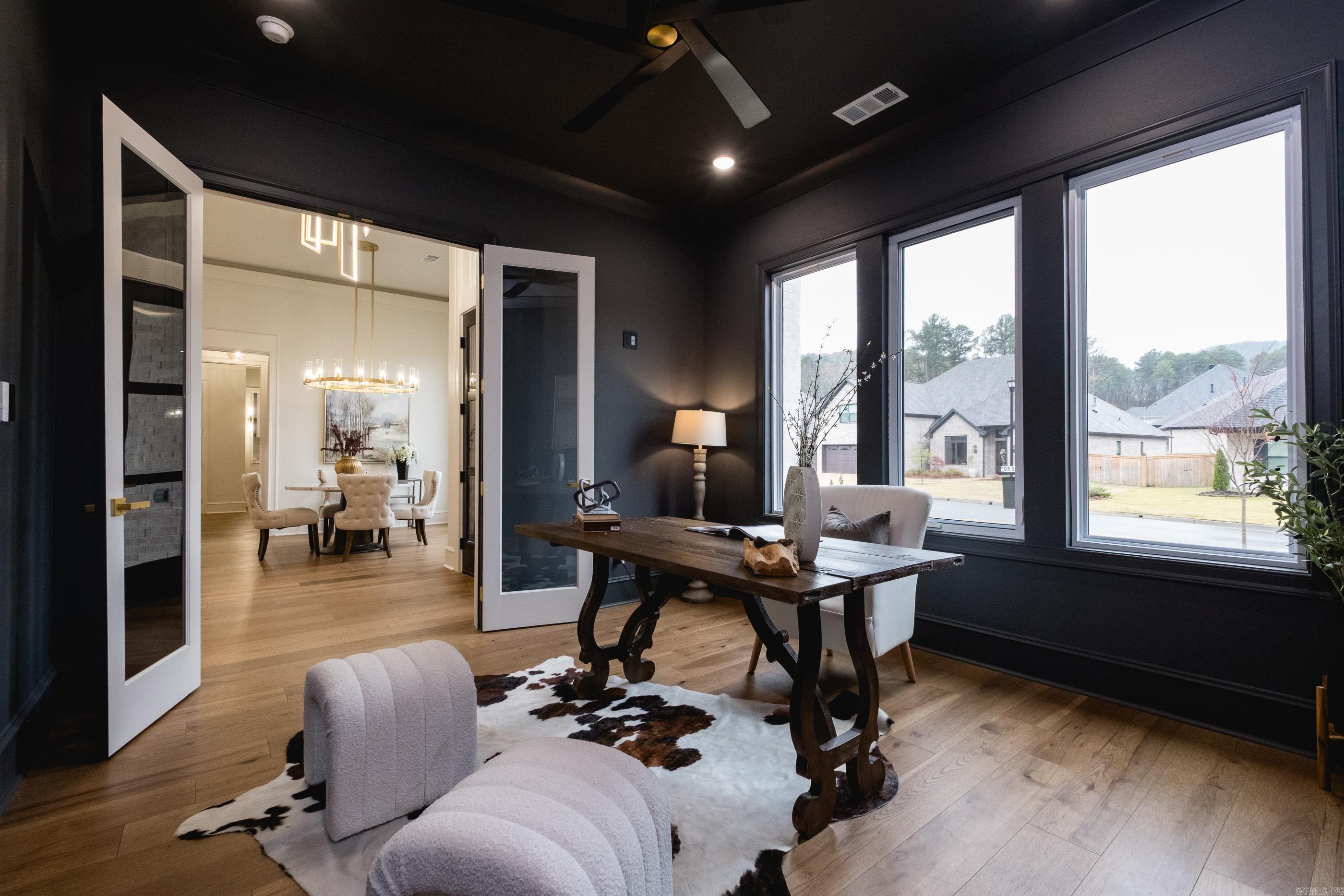 CHENAL VALLEY ABINGTON COURT - Residential