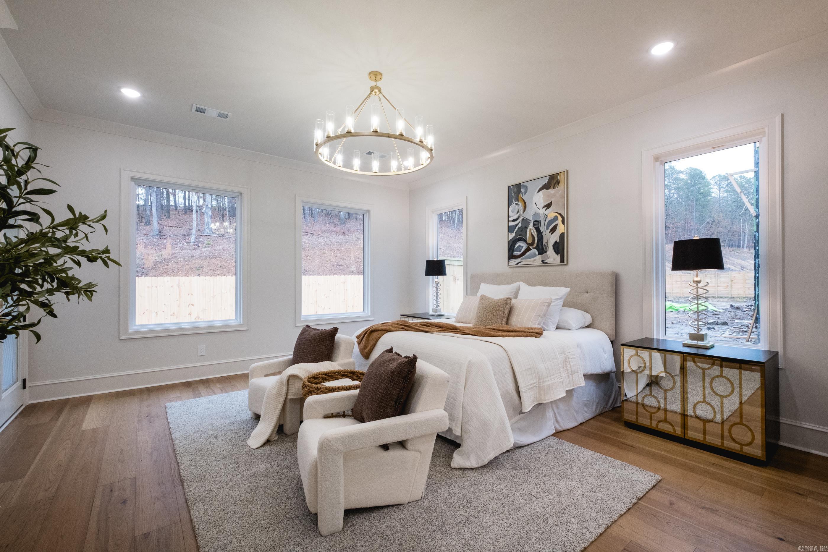 CHENAL VALLEY ABINGTON COURT - Residential