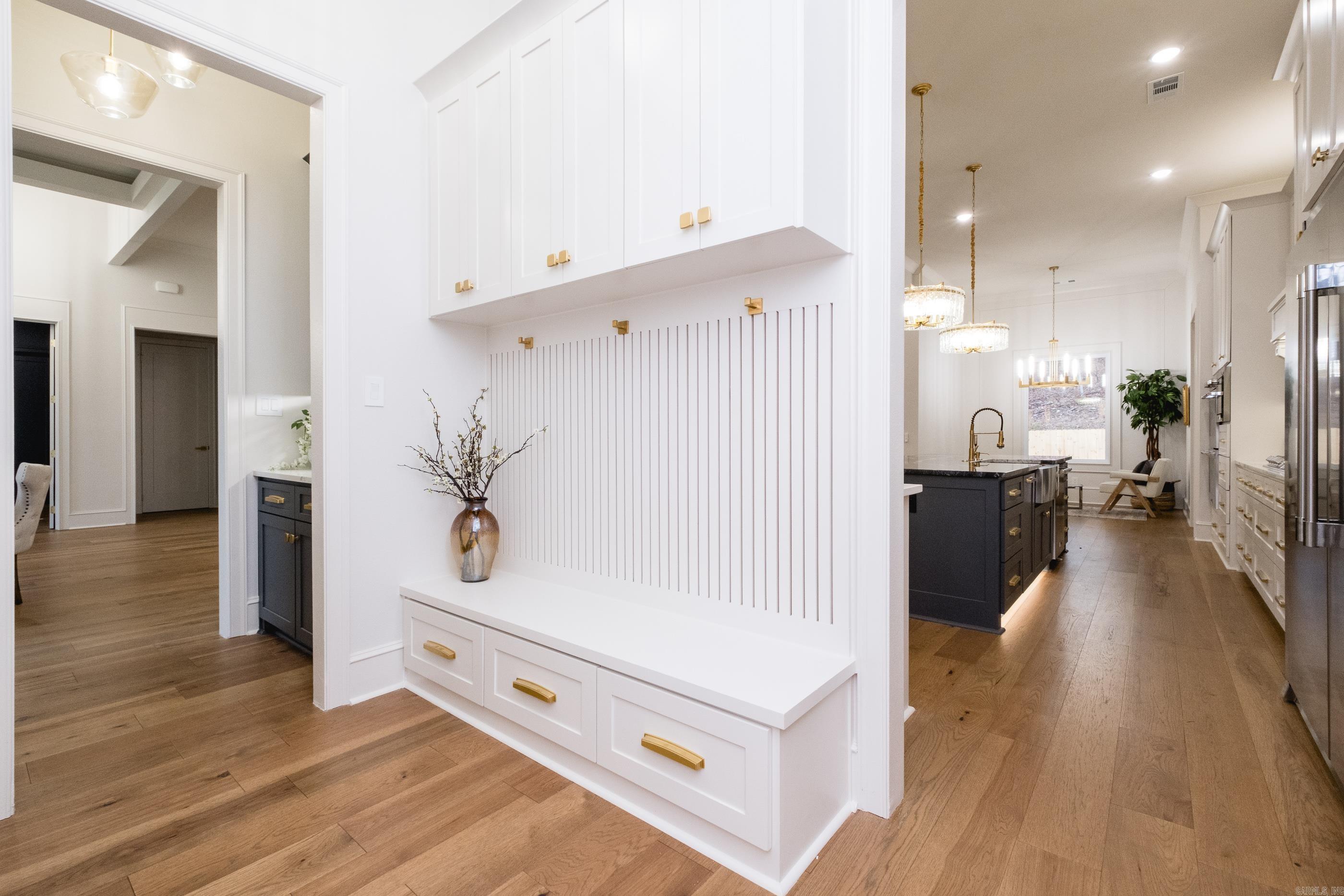 CHENAL VALLEY ABINGTON COURT - Residential