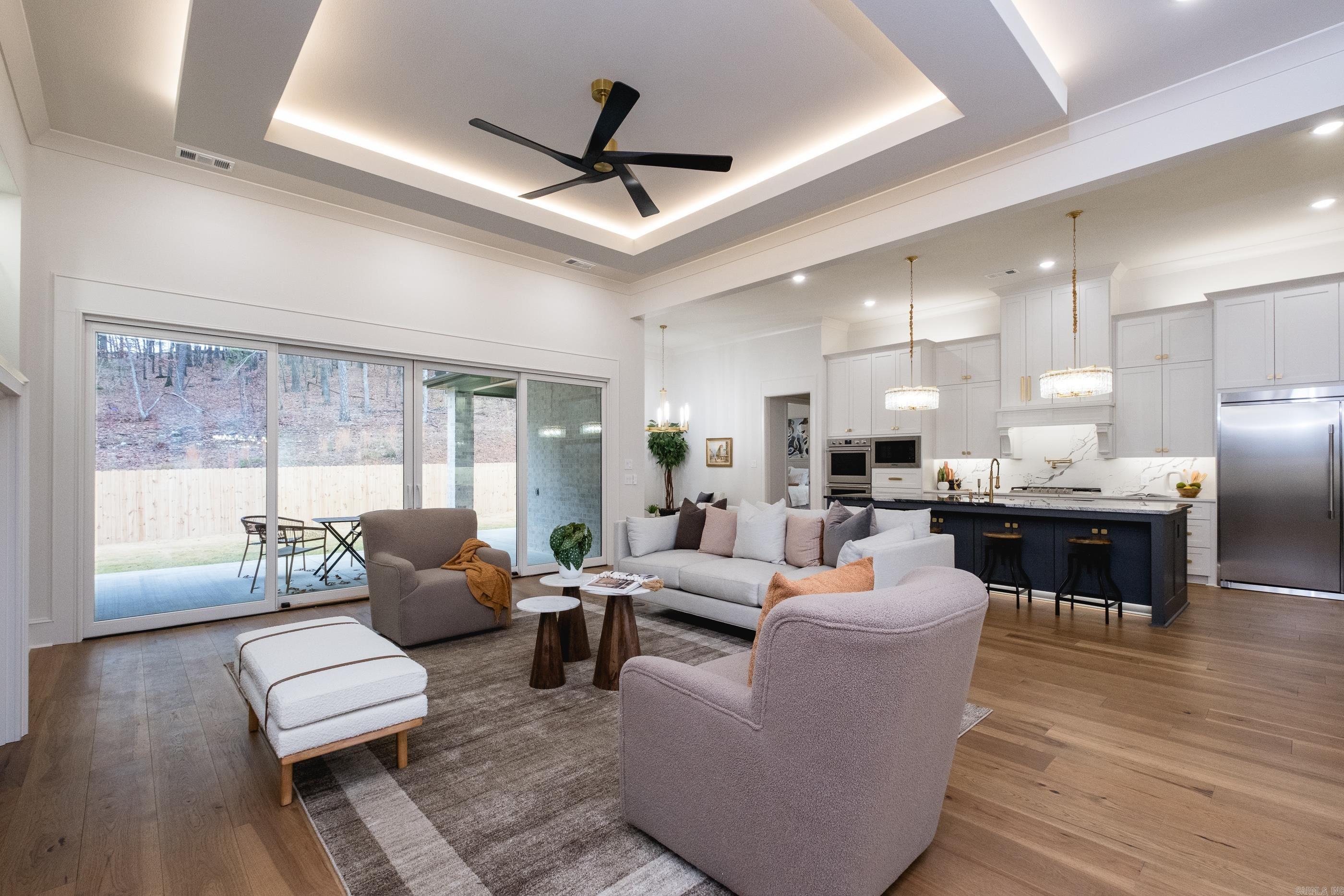 CHENAL VALLEY ABINGTON COURT - Residential