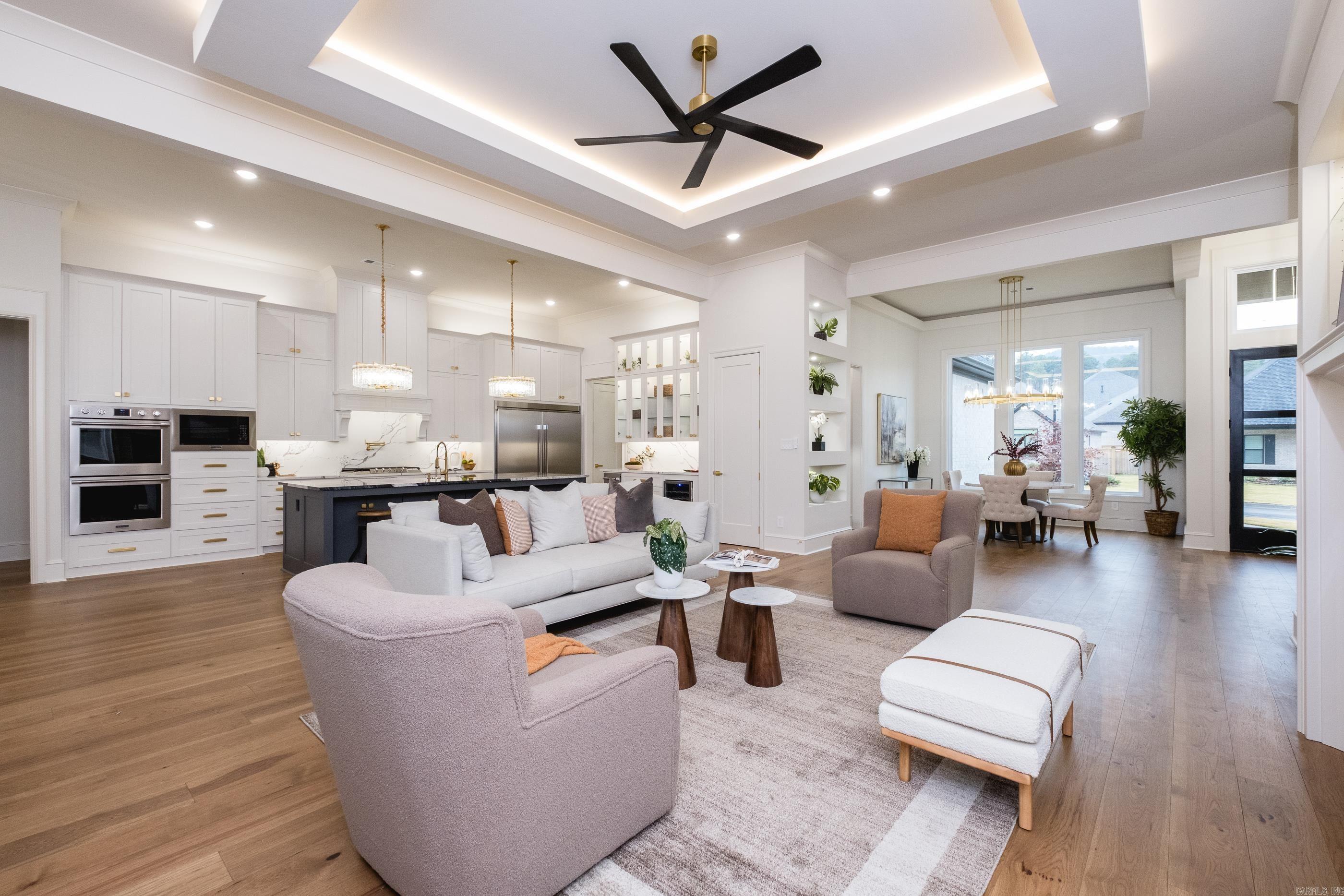 CHENAL VALLEY ABINGTON COURT - Residential