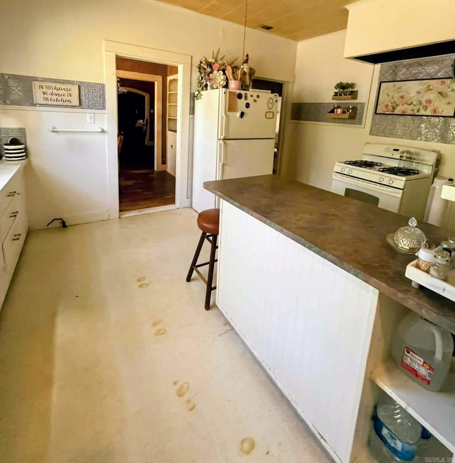 C C FINCHER - Residential