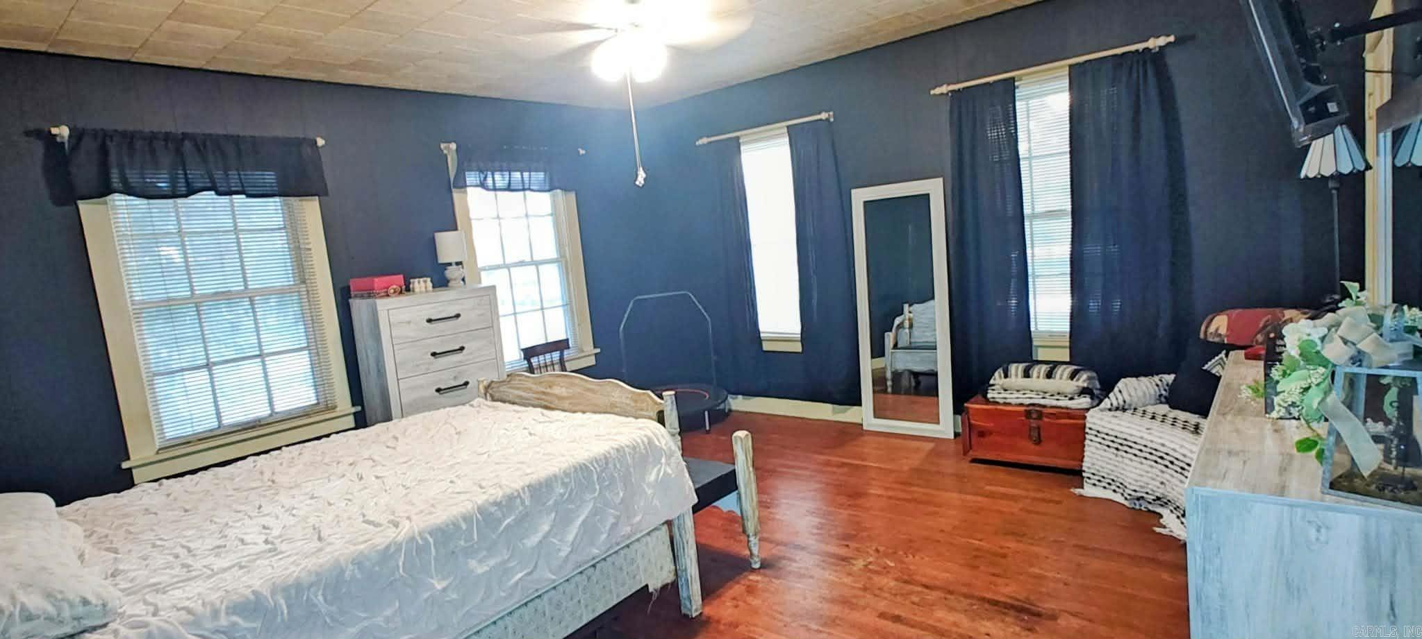 C C FINCHER - Residential