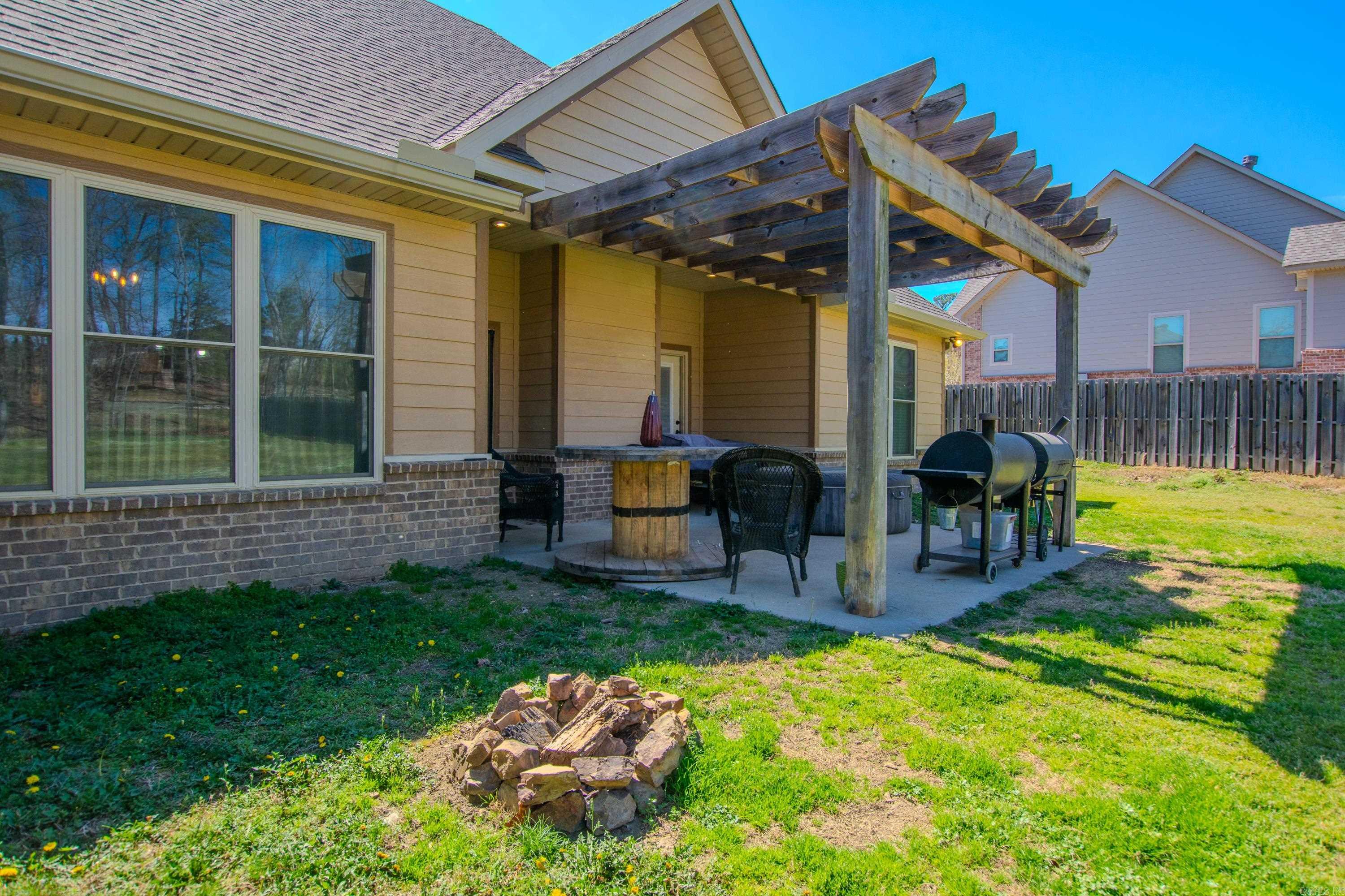 ROCK CREEK RIDGE - Residential
