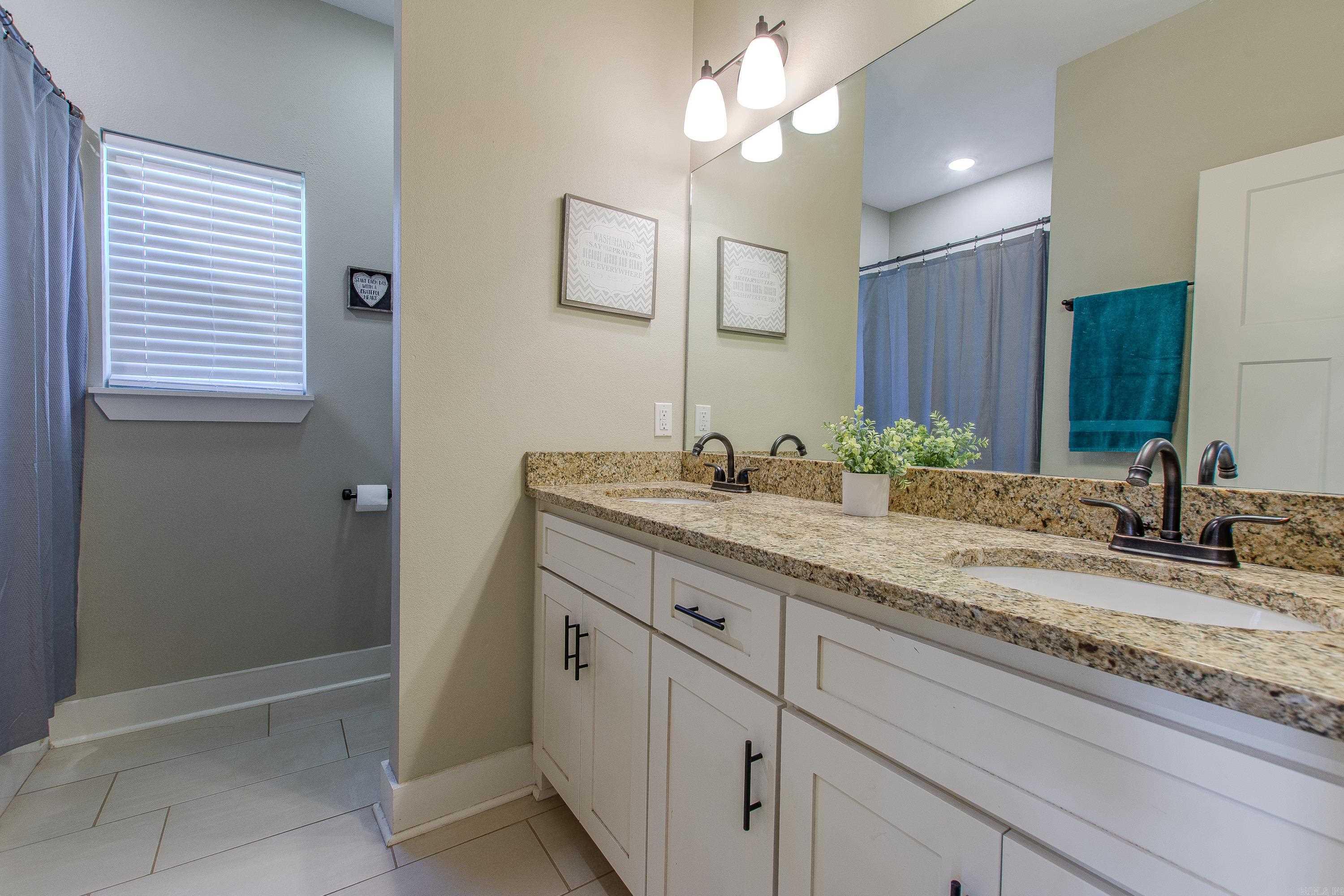 ROCK CREEK RIDGE - Residential