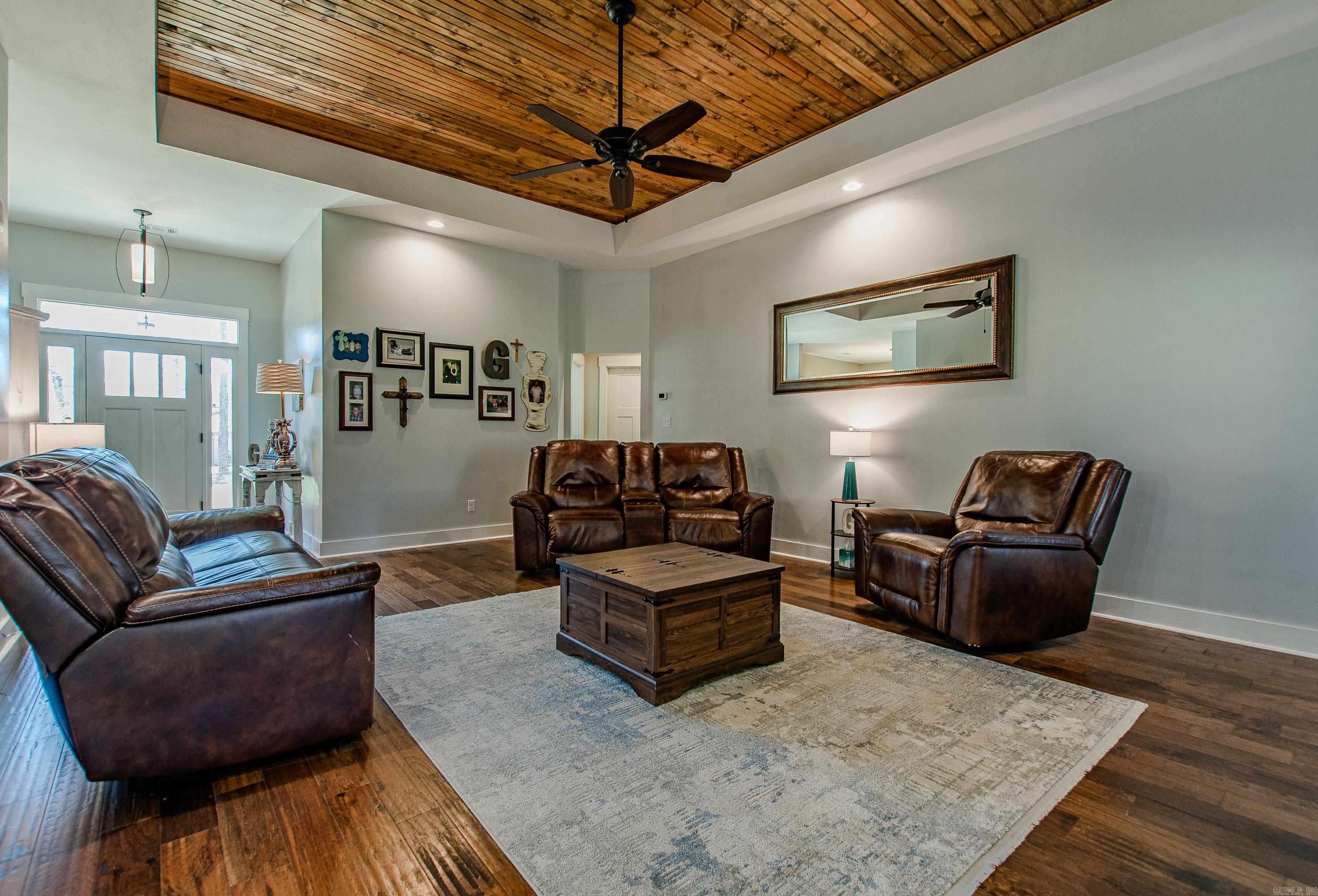 ROCK CREEK RIDGE - Residential