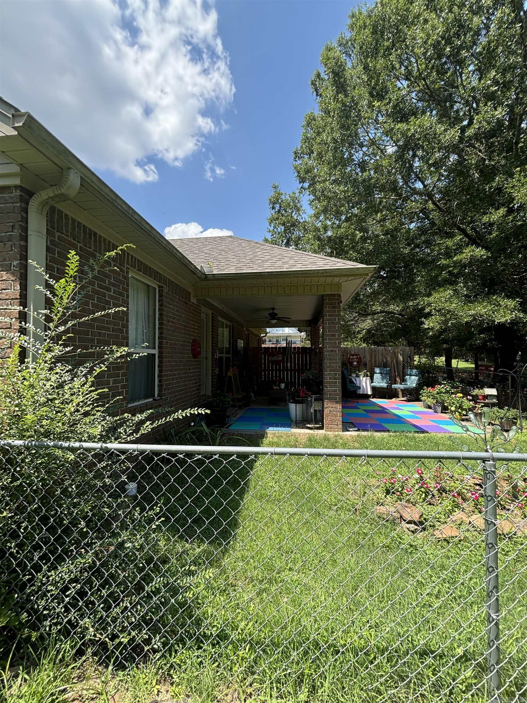 DEER CREEK - Residential