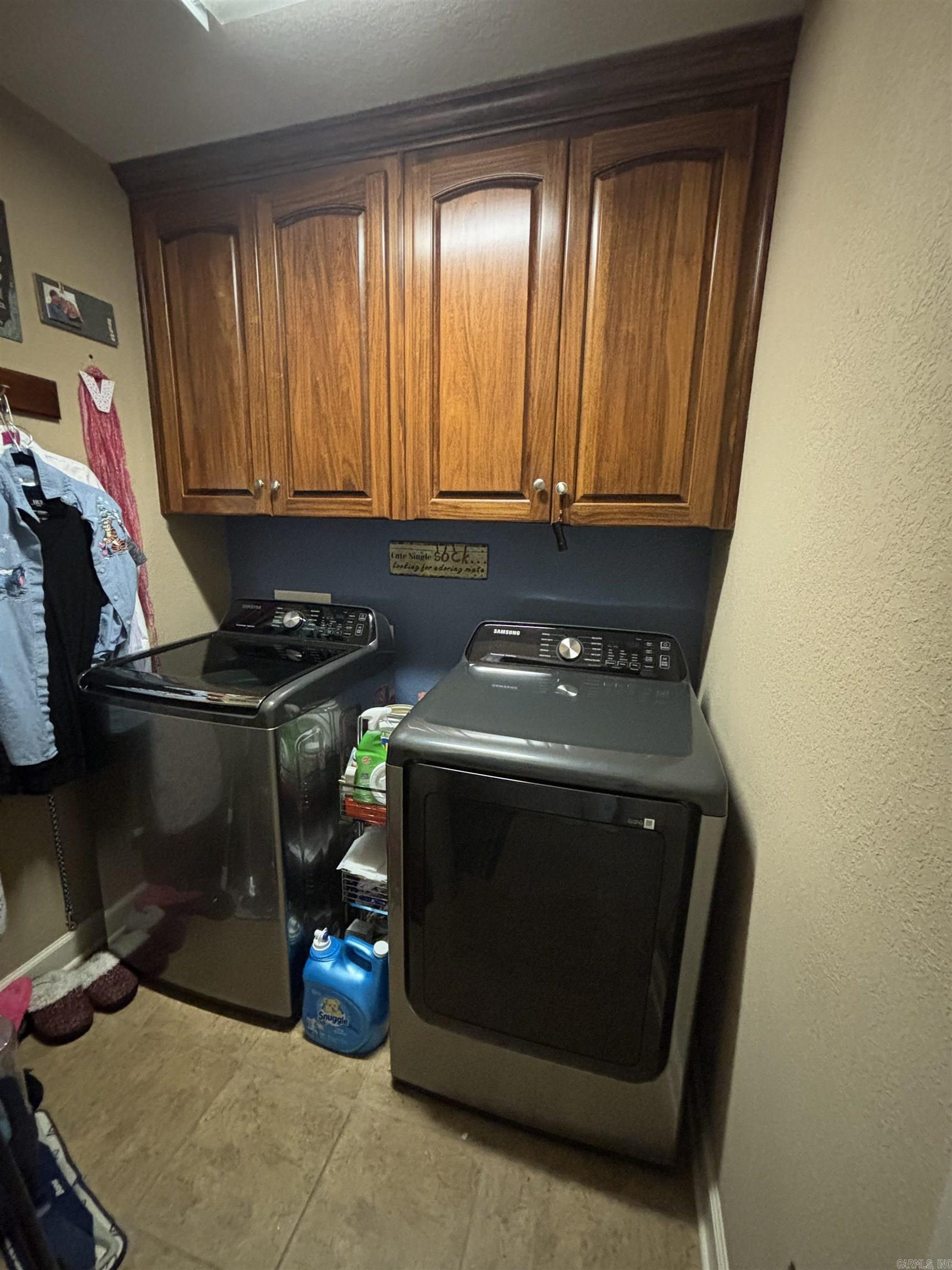 DEER CREEK - Residential