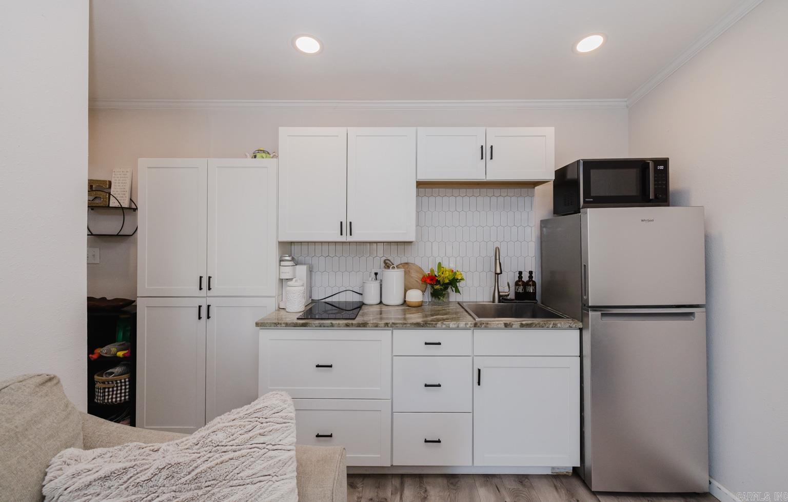 BLOOMFIELD HILLS - Residential