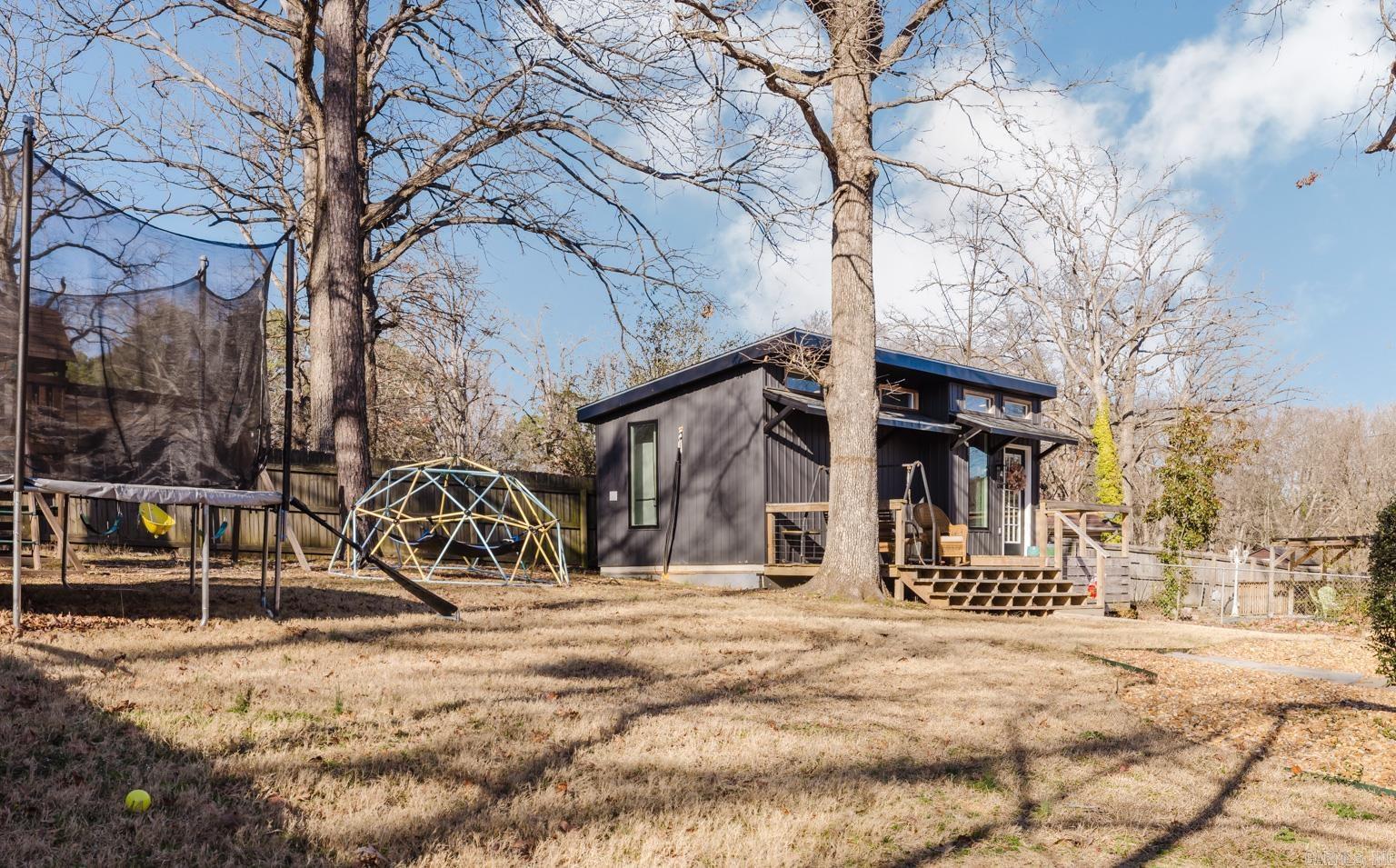 BLOOMFIELD HILLS - Residential