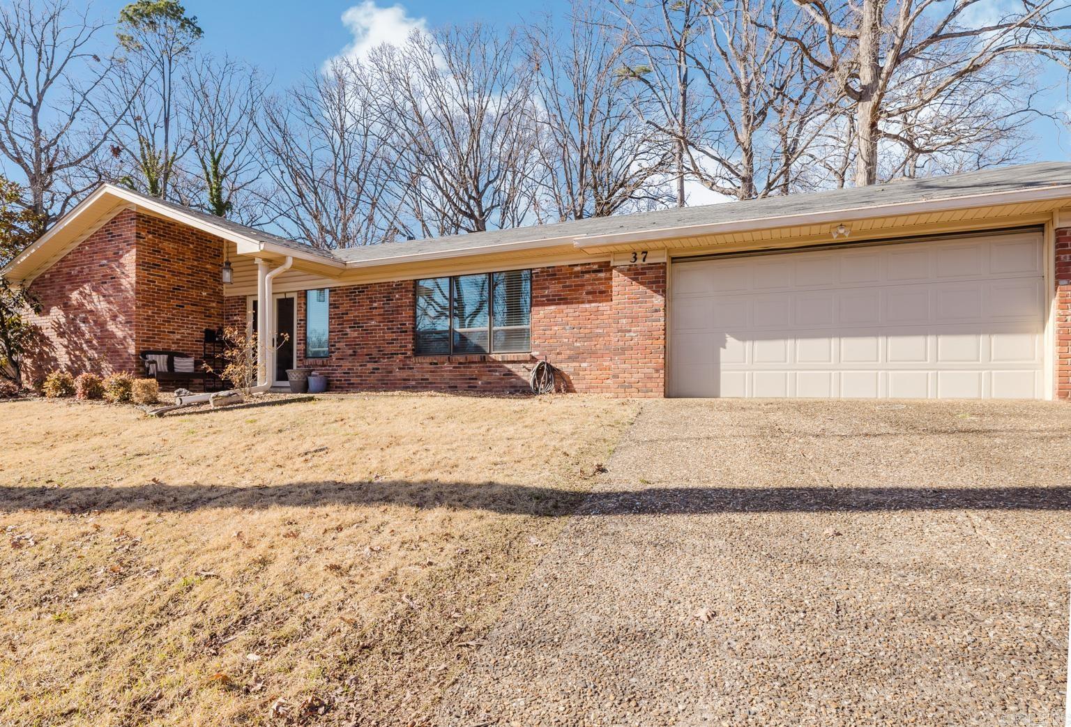 BLOOMFIELD HILLS - Residential