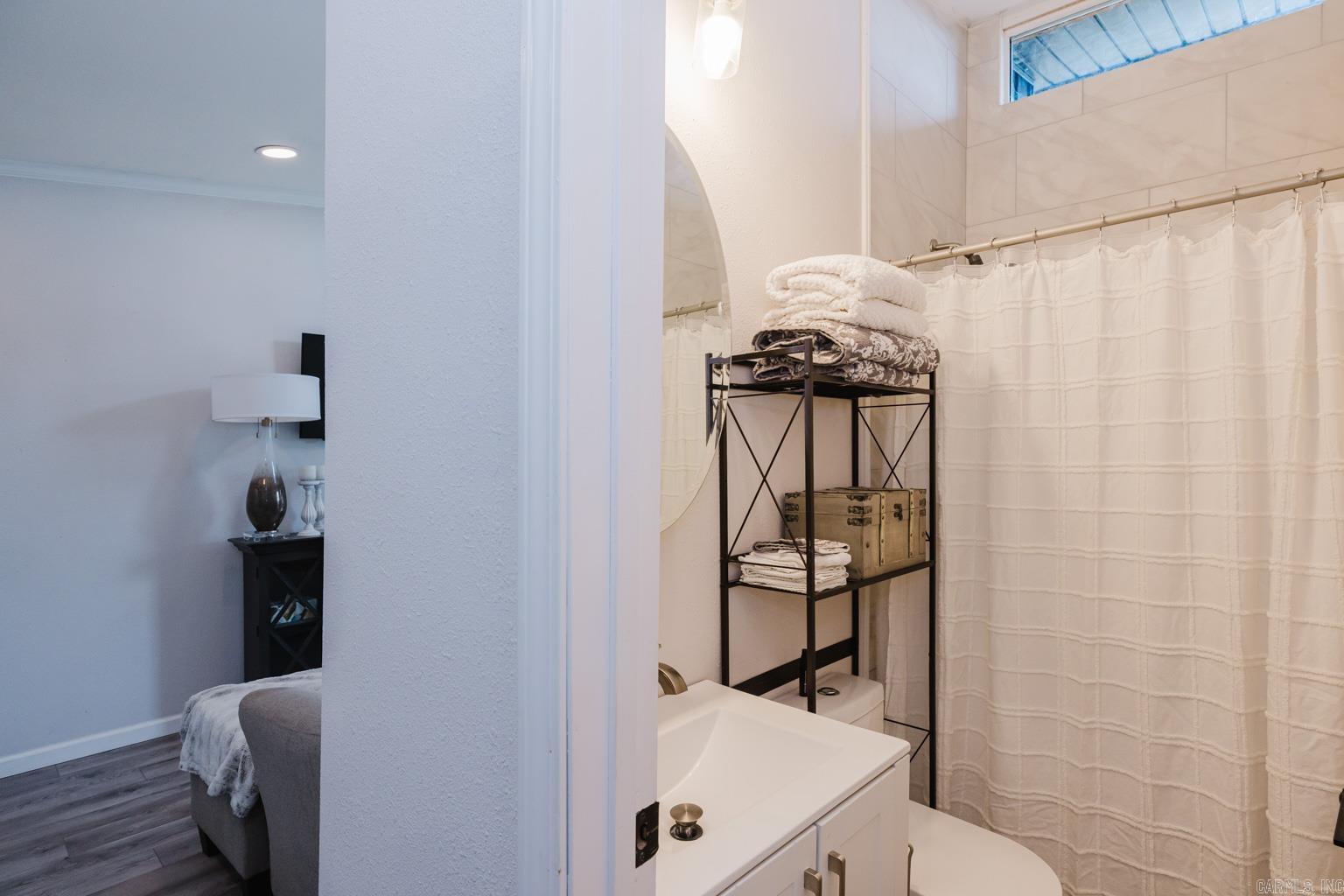 BLOOMFIELD HILLS - Residential