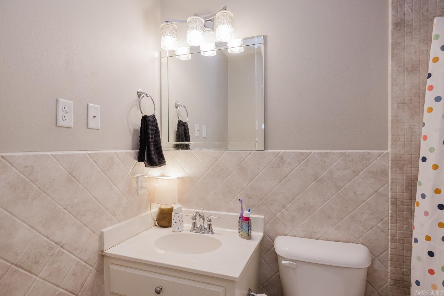 BLOOMFIELD HILLS - Residential