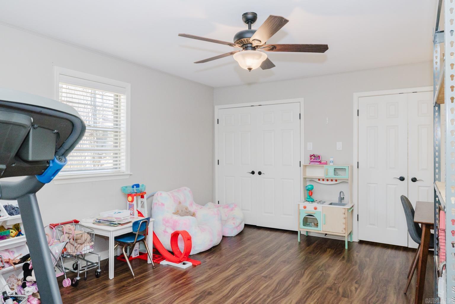 BLOOMFIELD HILLS - Residential