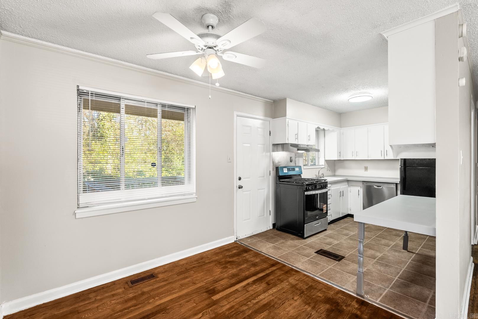 BROADMOOR ADDN - Residential