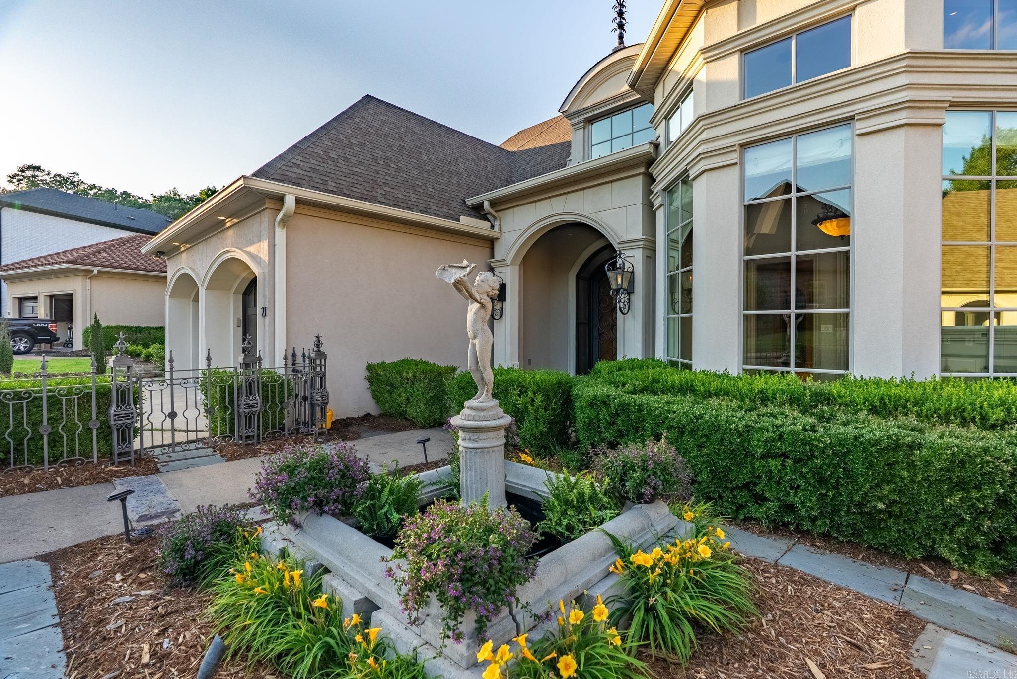 Hickory Grove - Residential