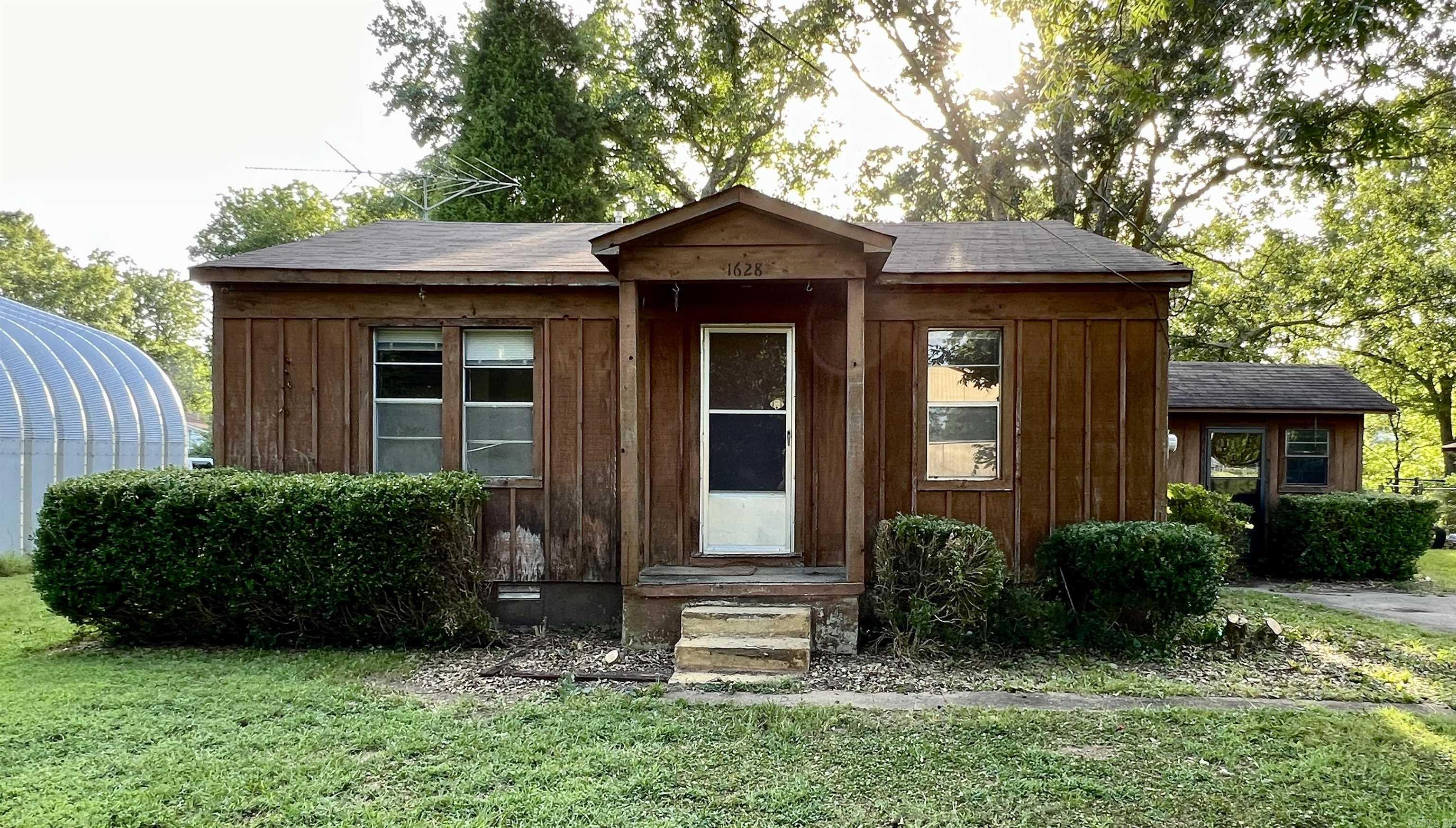 This cozy 728 sq ft home offers a perfect blend of comfort and practicality. Featuring two bedrooms and one bathroom, it's ideal for first-time buyers, downsizers, or investors seeking a low-maintenance property. A nice shed/shop, partially heated and cooled, in the backyard provides additional space for a small business or storage. The possibilities are endless!