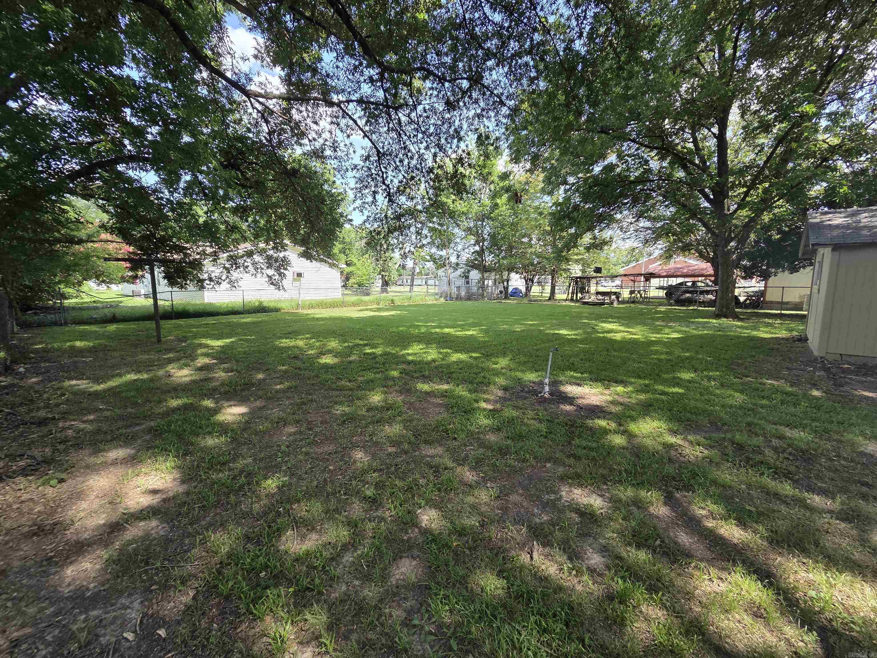 CRESCENT HILL - Residential