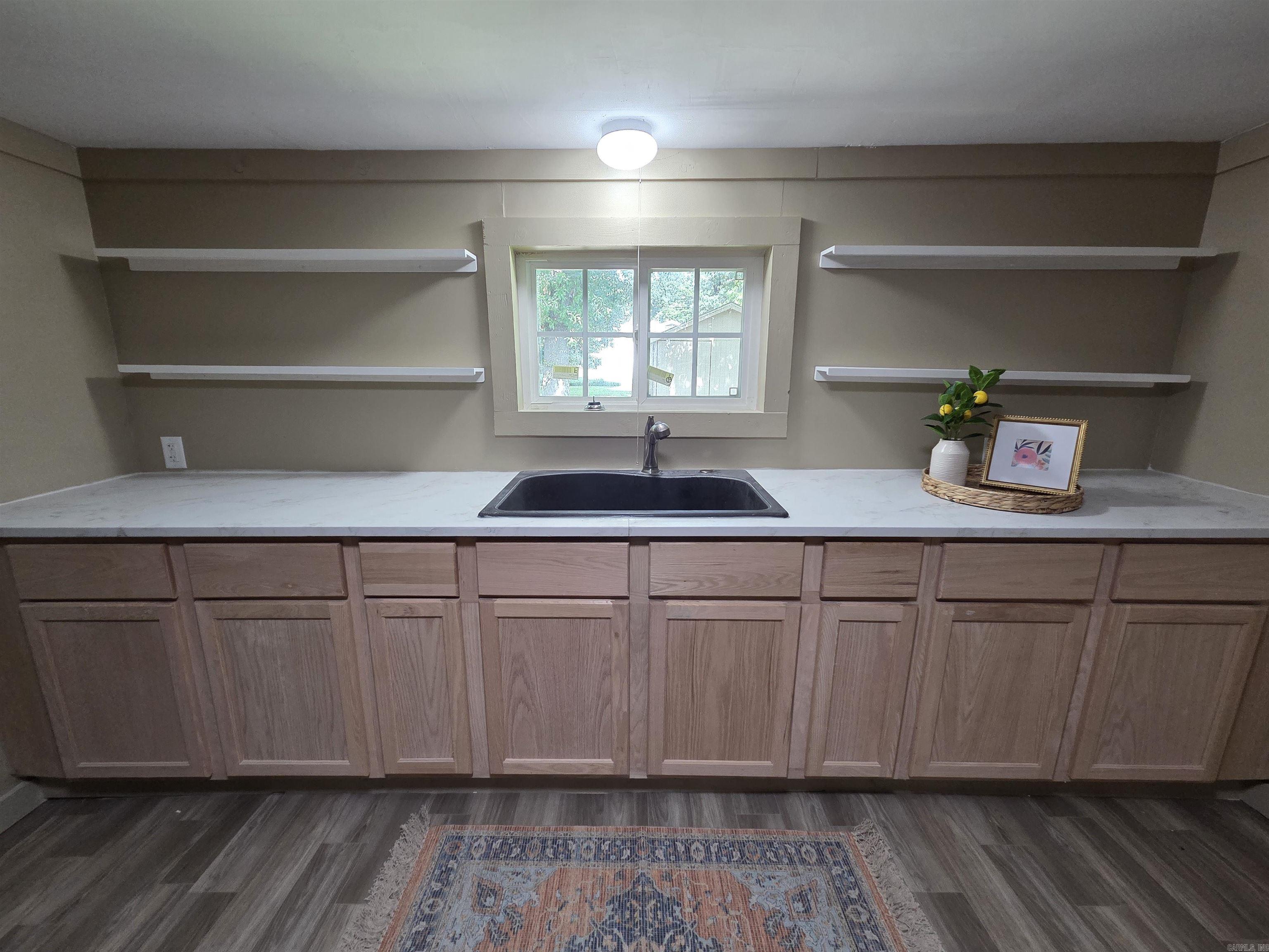 CRESCENT HILL - Residential