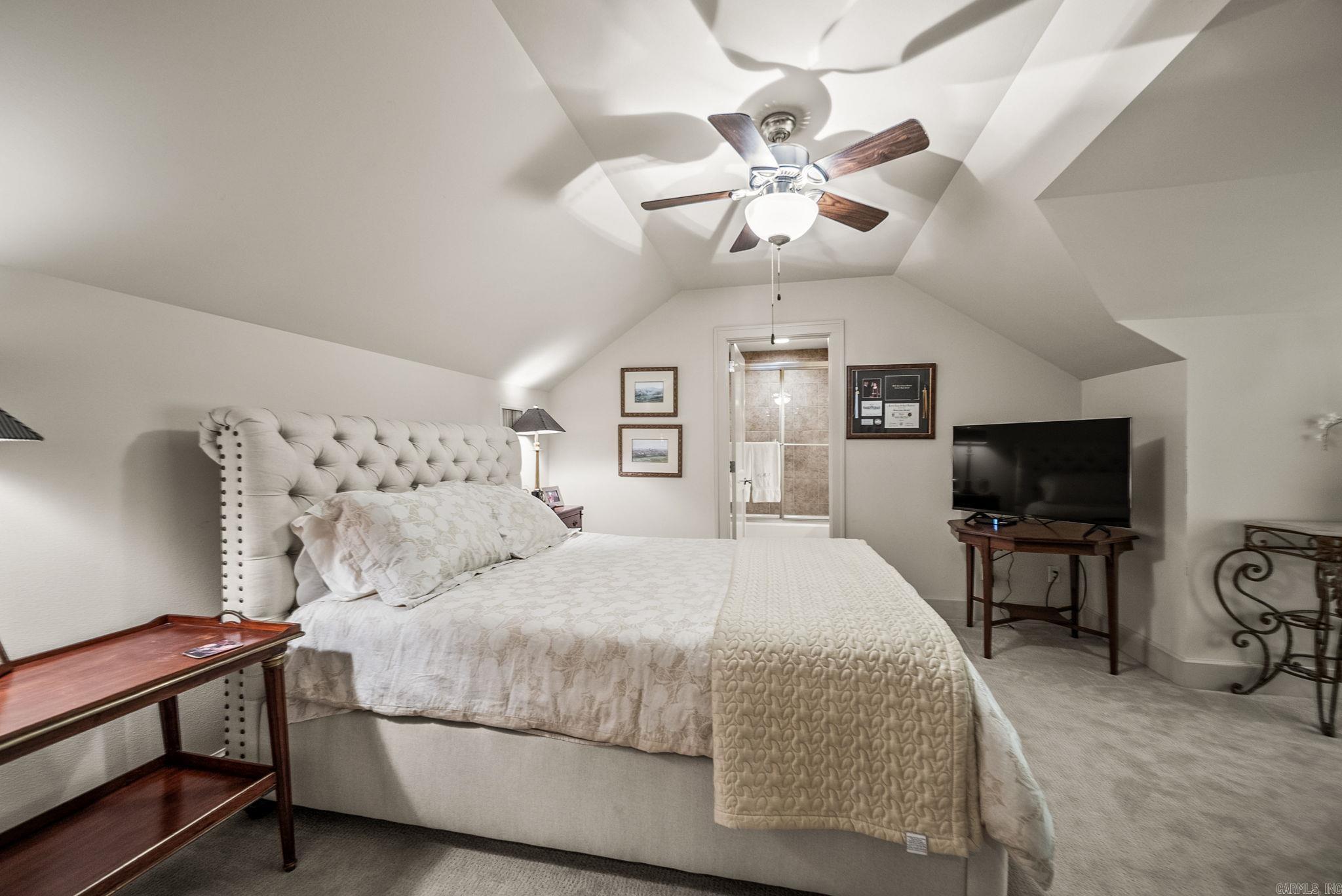 NEWTONS - Residential